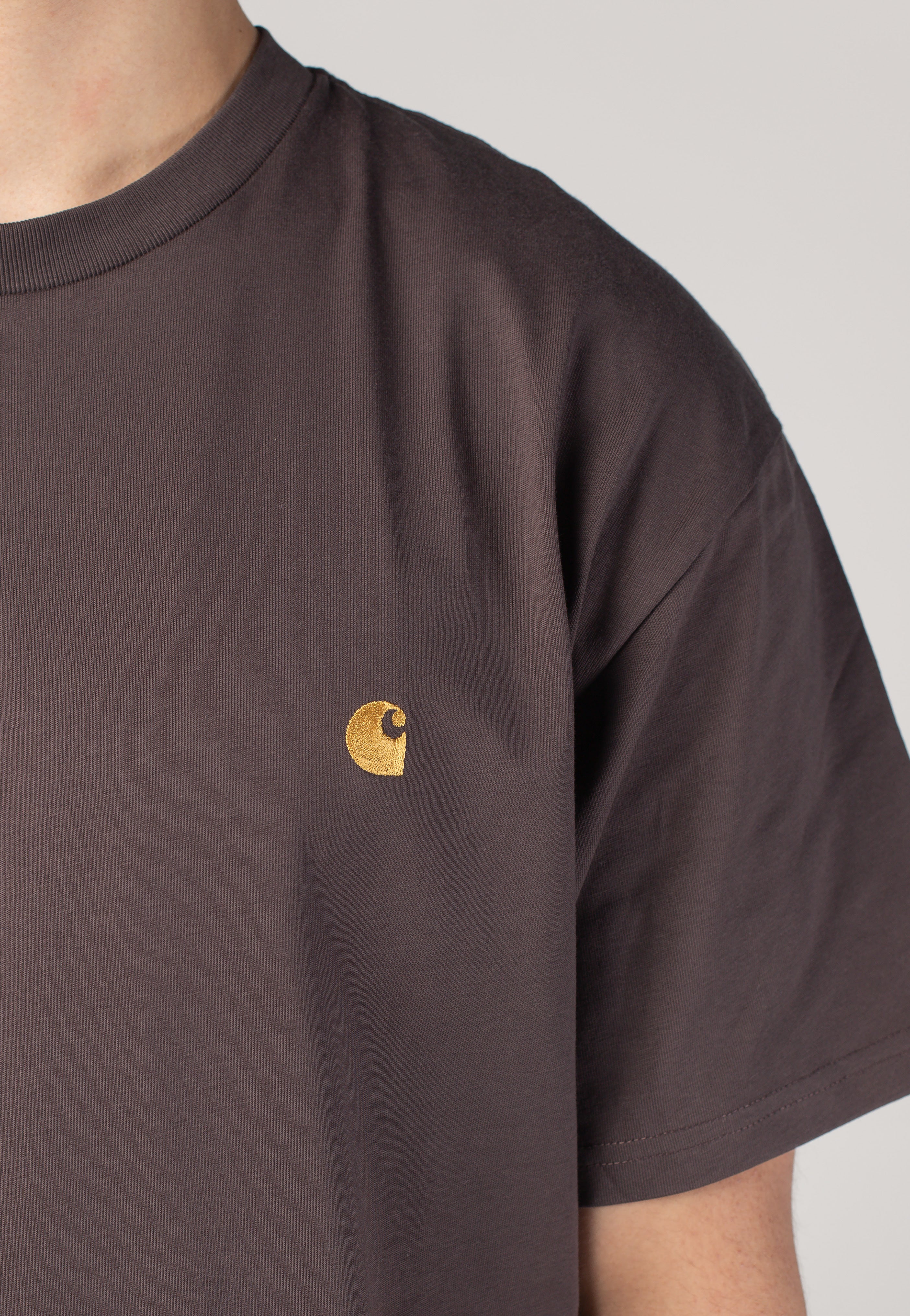 Carhartt WIP - Chase Shale/Gold - T-Shirt | Men-Image