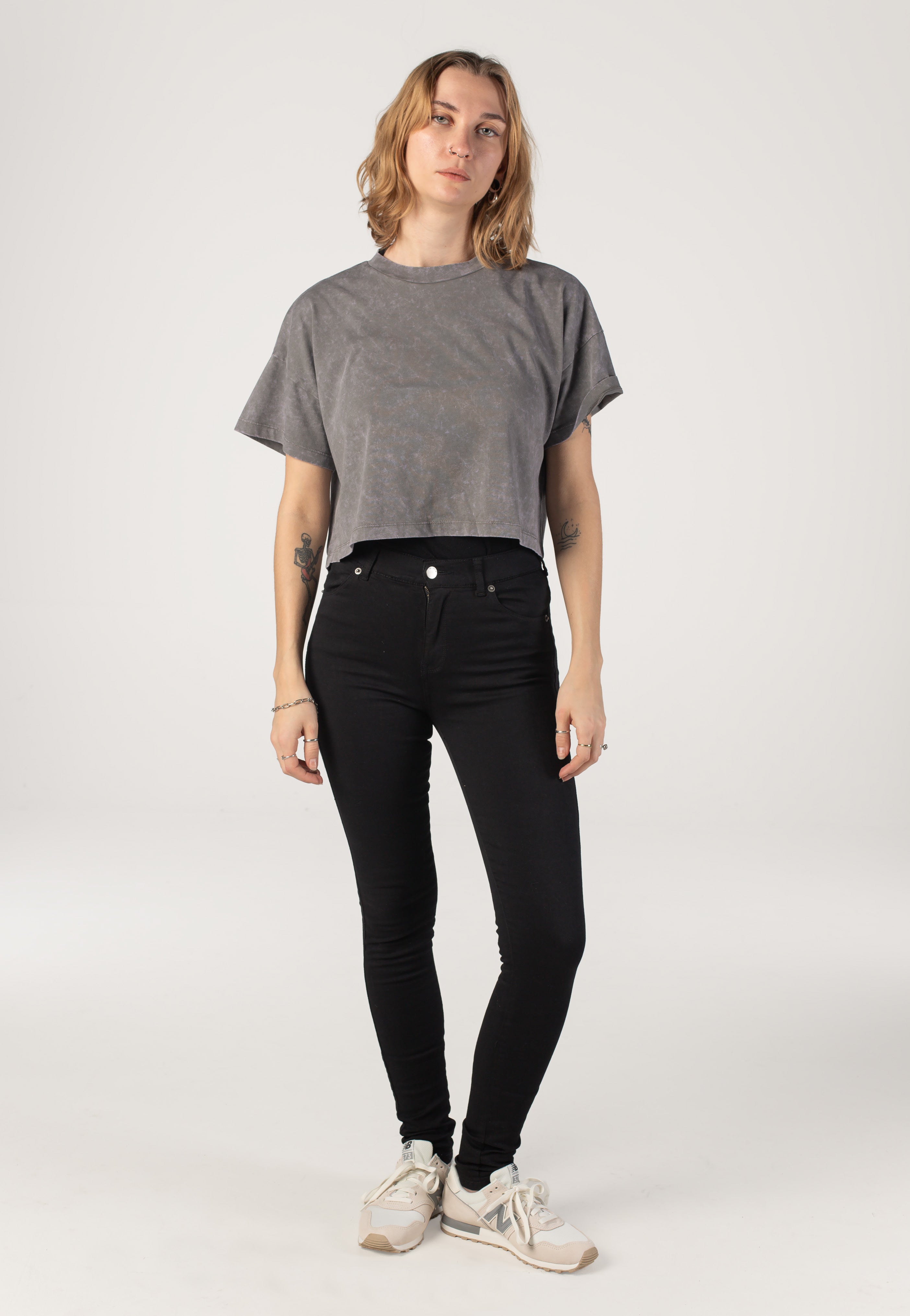 Noisy May - Alena Charcoal Gray Washed - T-Shirt | Women-Image