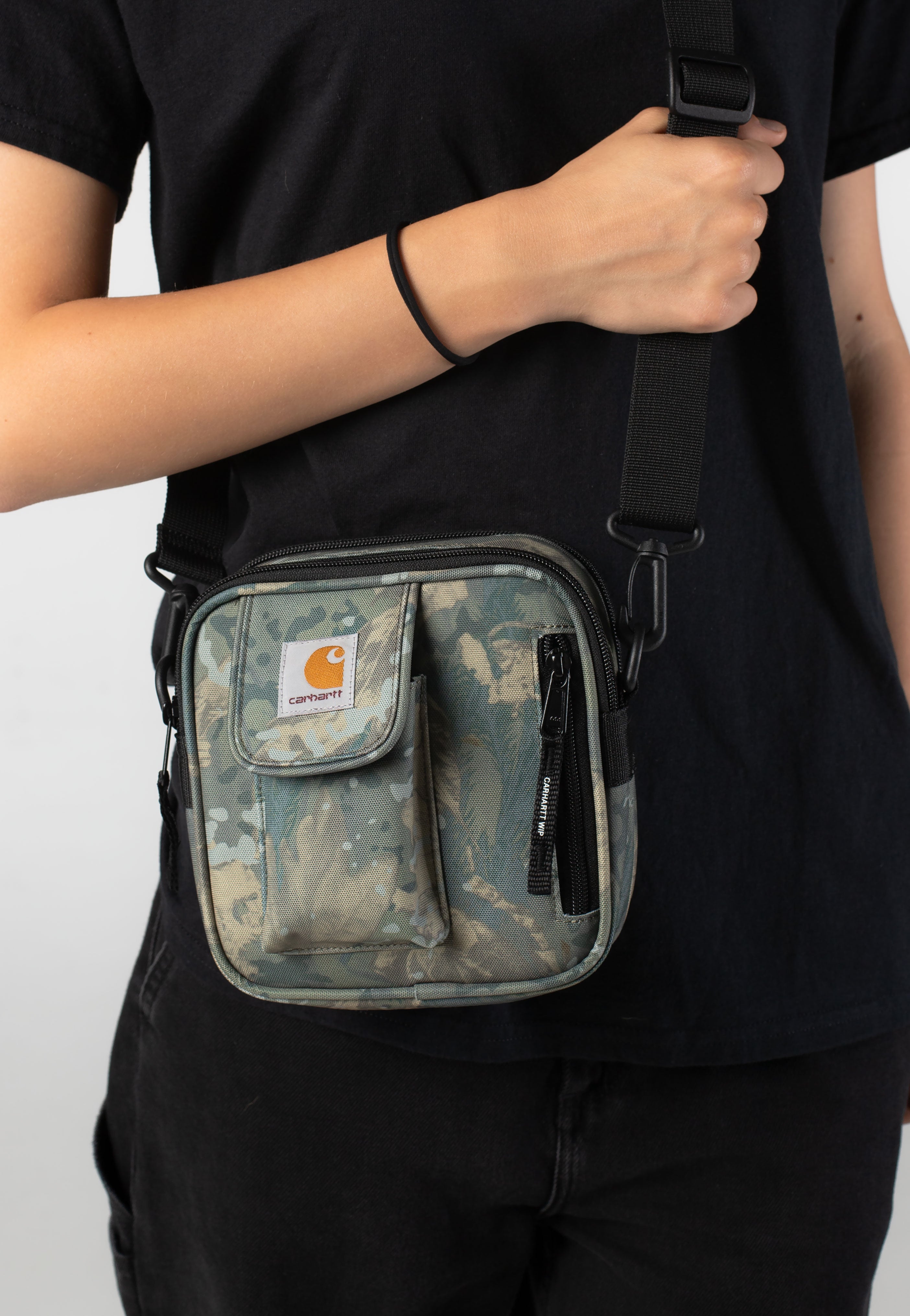 Carhartt WIP - Essentials Small Camo Combi/Green - Travel Bag | Neutral-Image