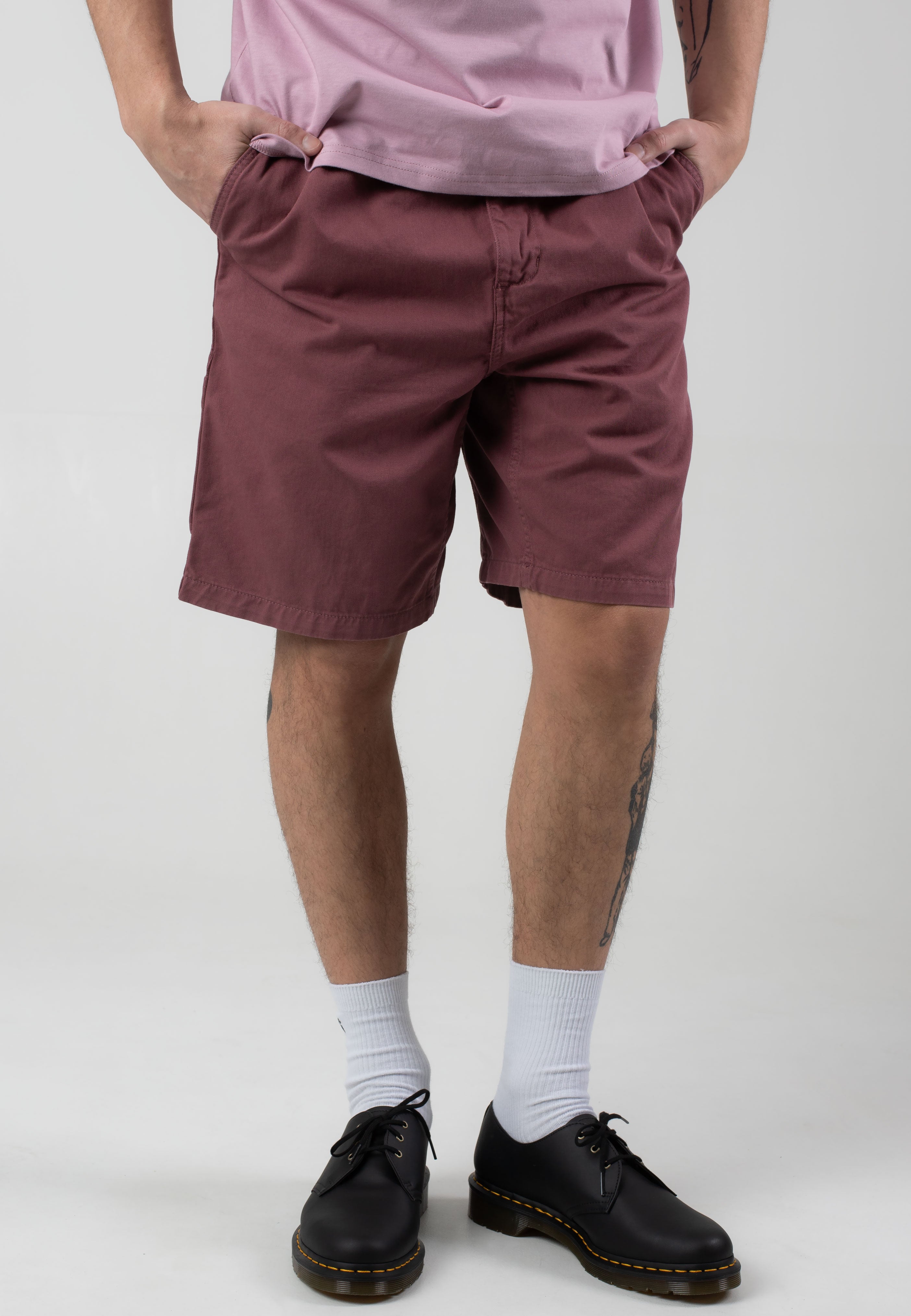 Carhartt WIP - Flint Garment Dyed Dusky Pink - Shorts | Men-Image