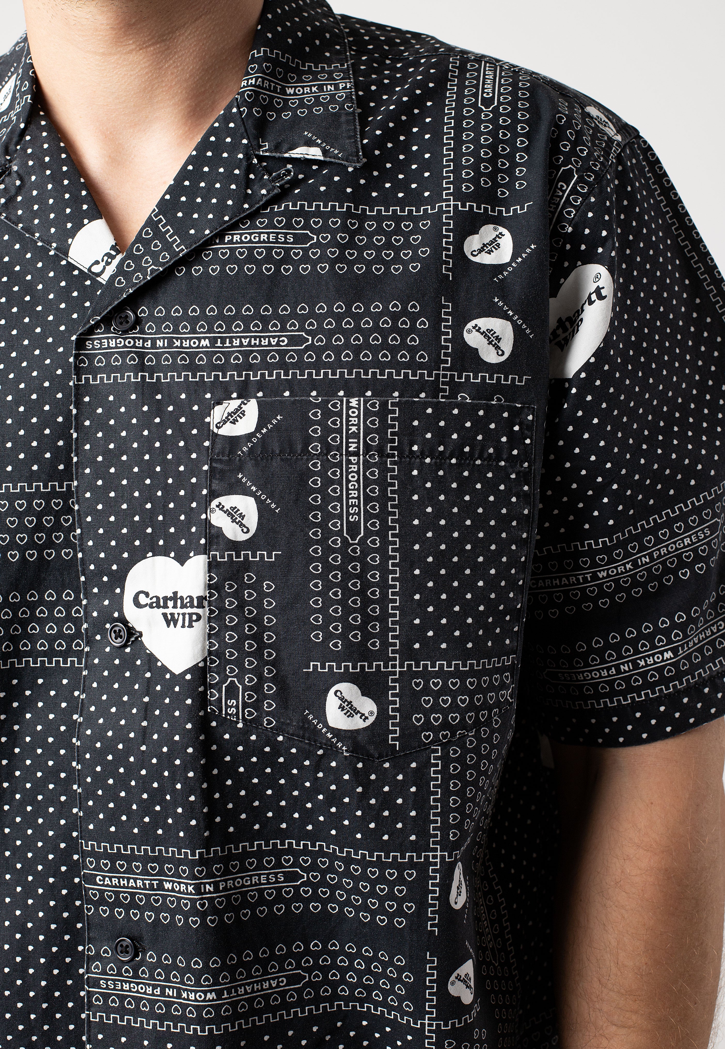 Carhartt WIP Heart Bandana Heart Bandana Print/Black - Shirt