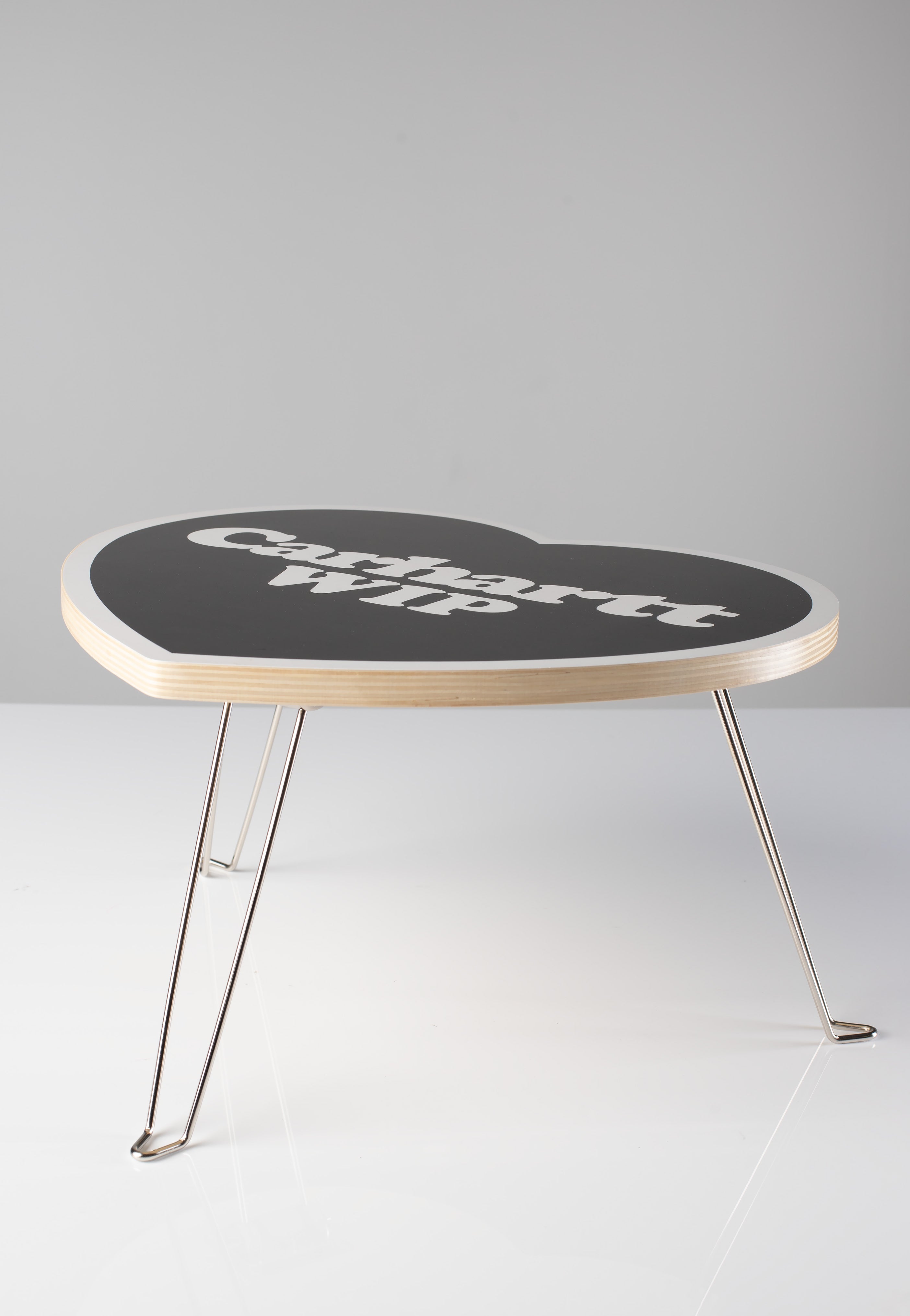 Carhartt WIP - Heart Folding Black/White - Table | Impericon