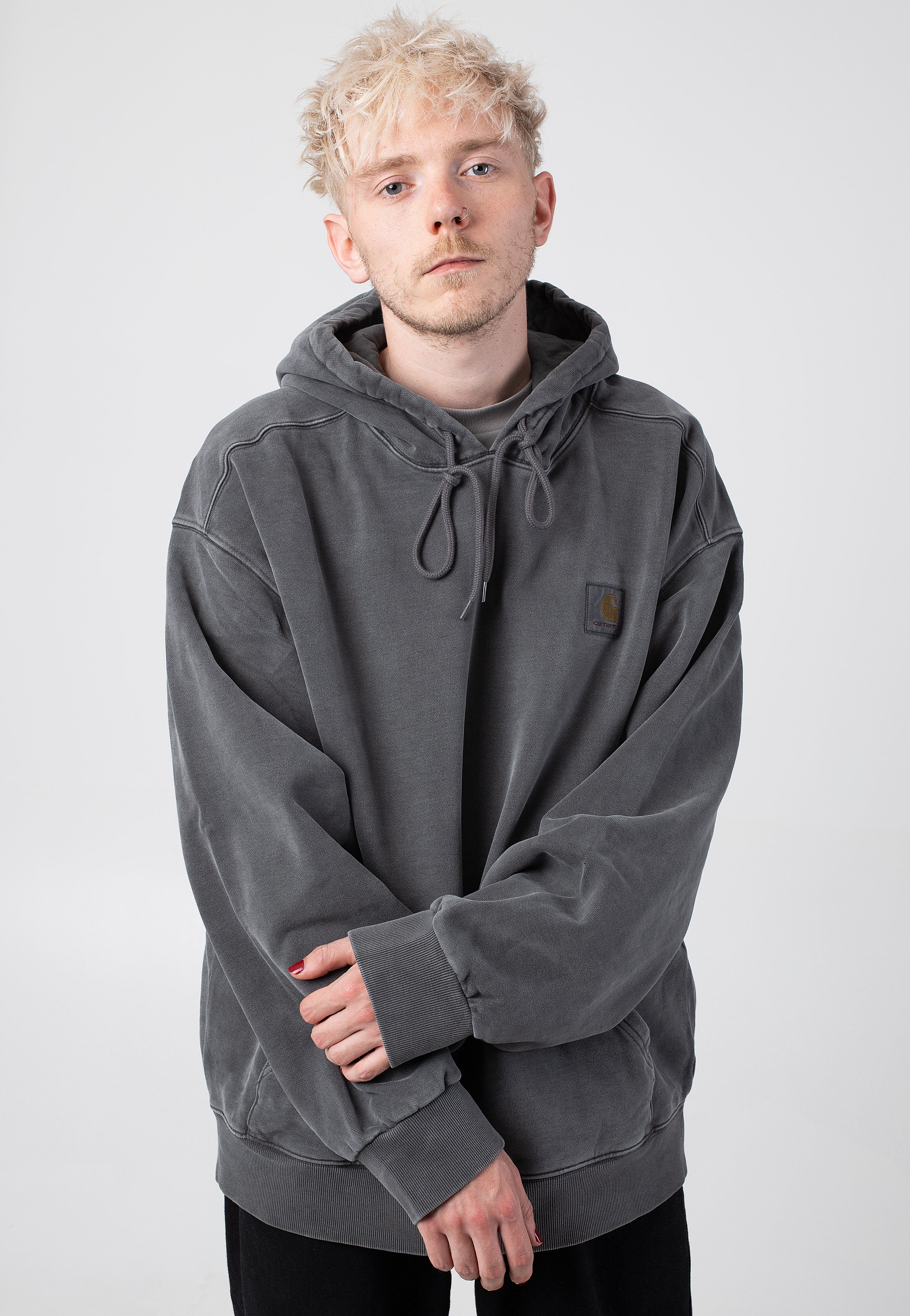 Carhartt WIP - Hooded Vista Garment Dyed Graphite - Hoodie | Men-Image