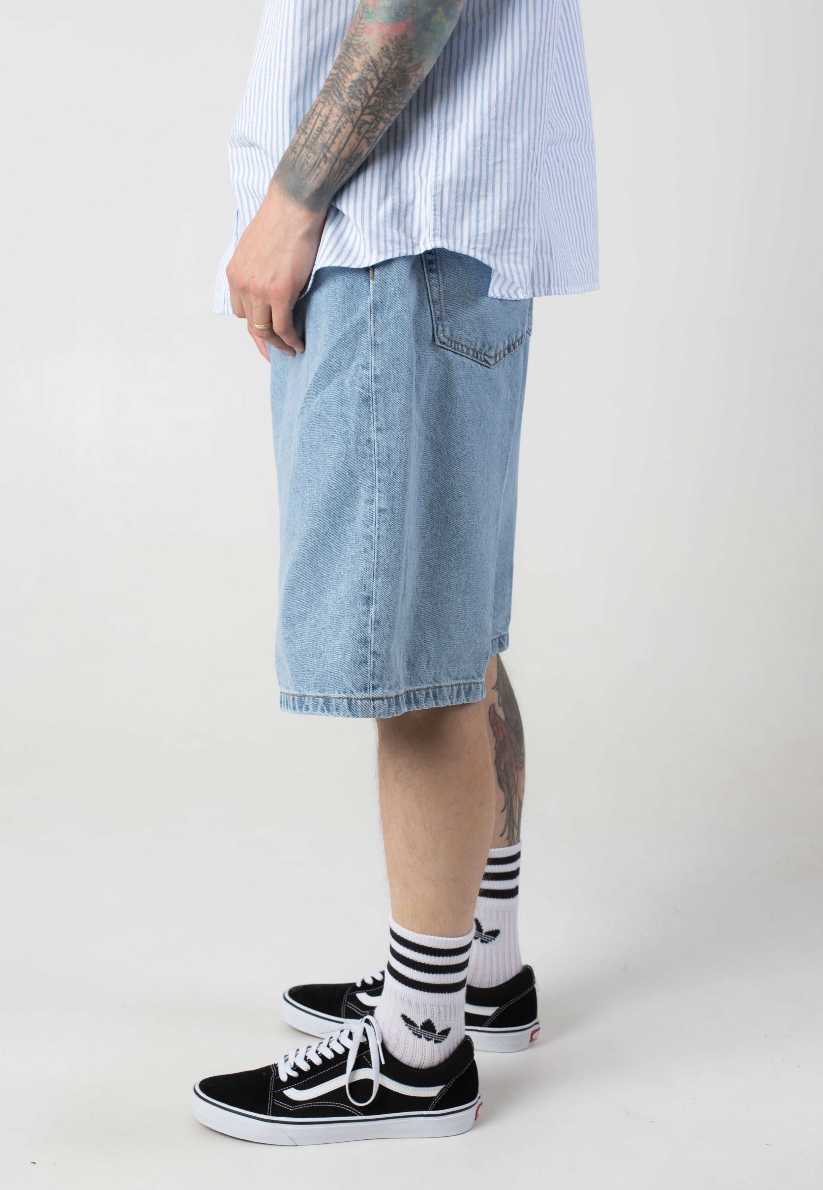 Carhartt WIP - Landon Blue Bleached - Shorts | Men-Image