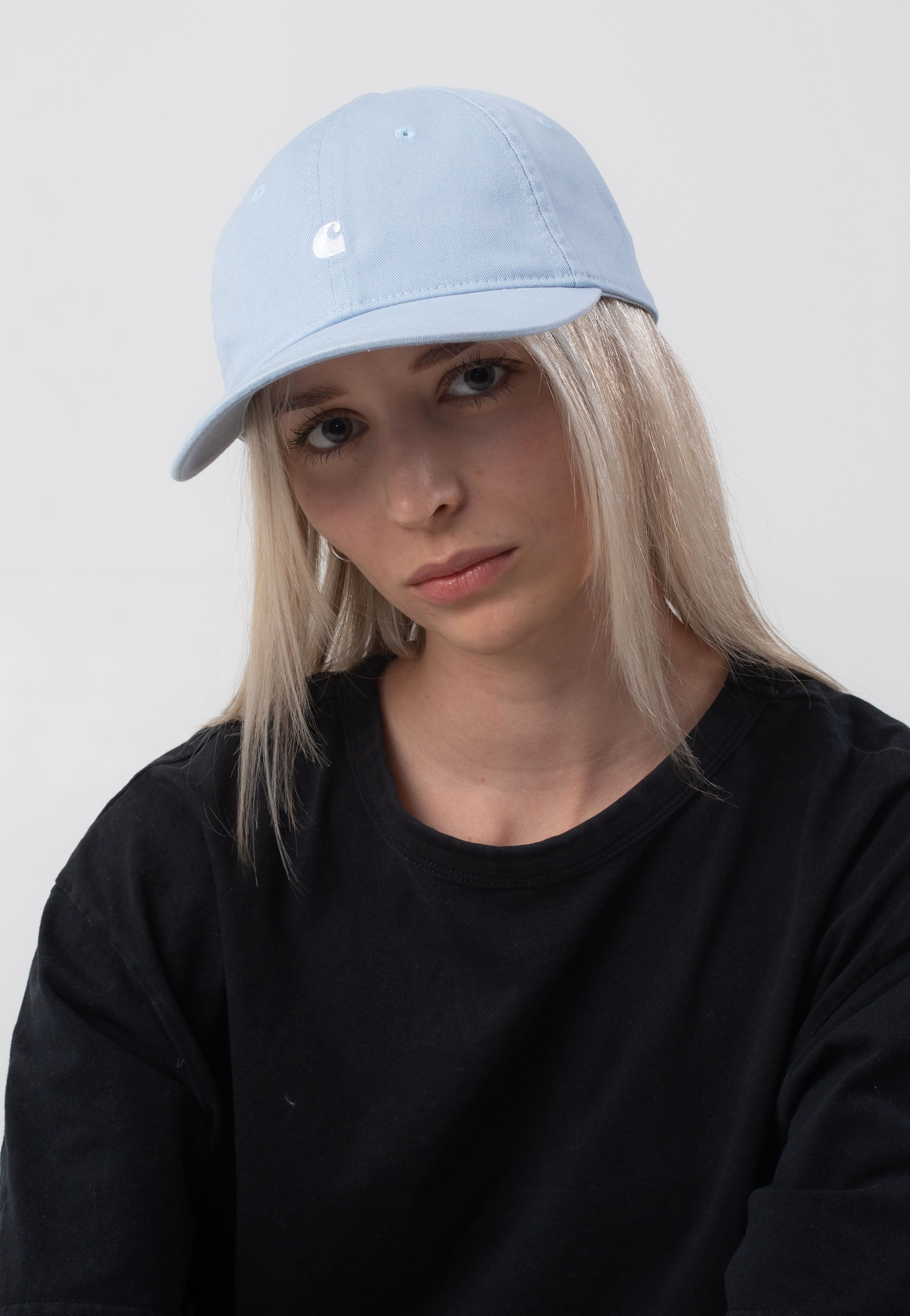 Carhartt WIP - Madison Logo Blue Fog/White - Cap | Neutral-Image