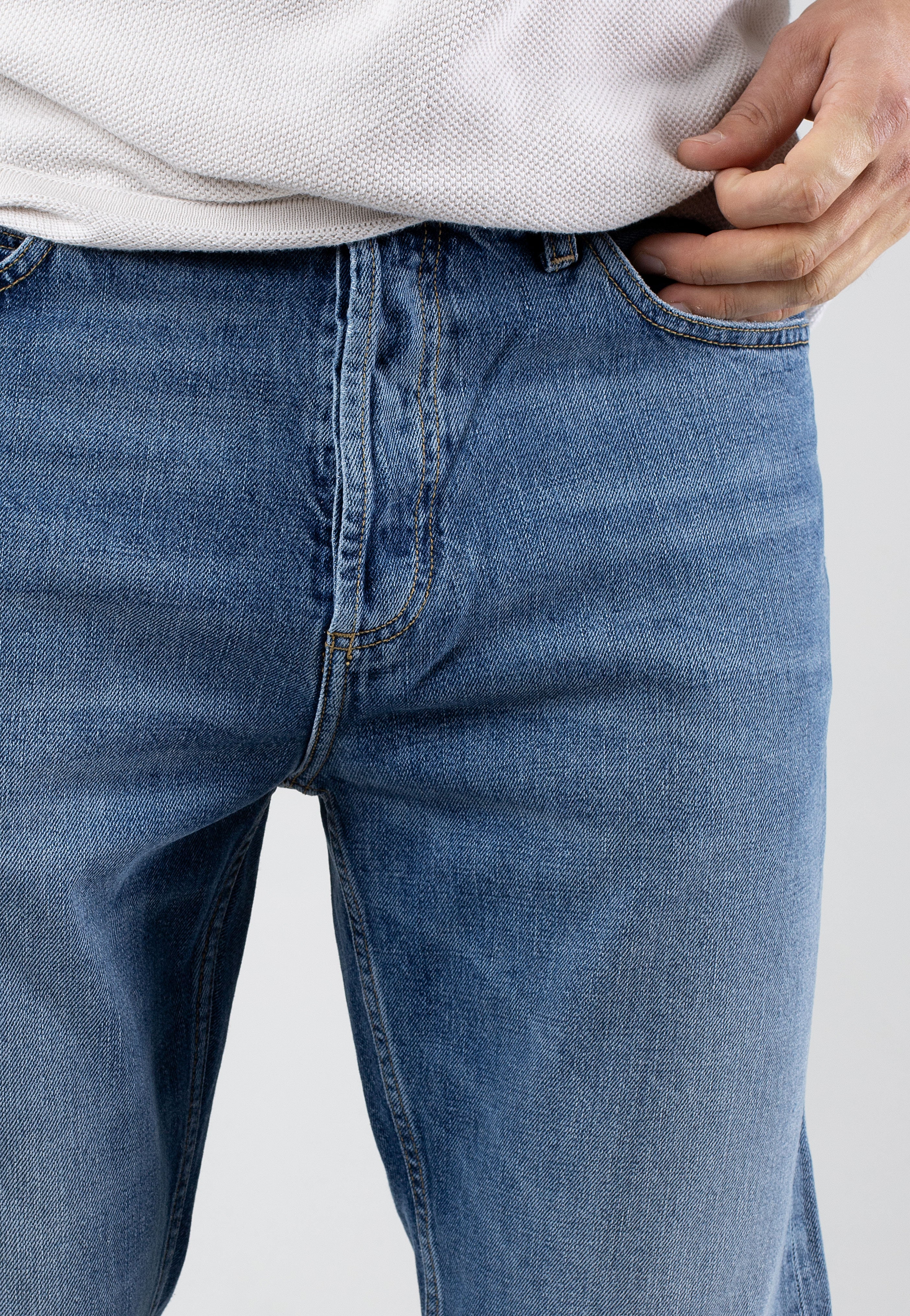Carhartt WIP - Marlow Worn Bleached Blue - Jeans | Men-Image