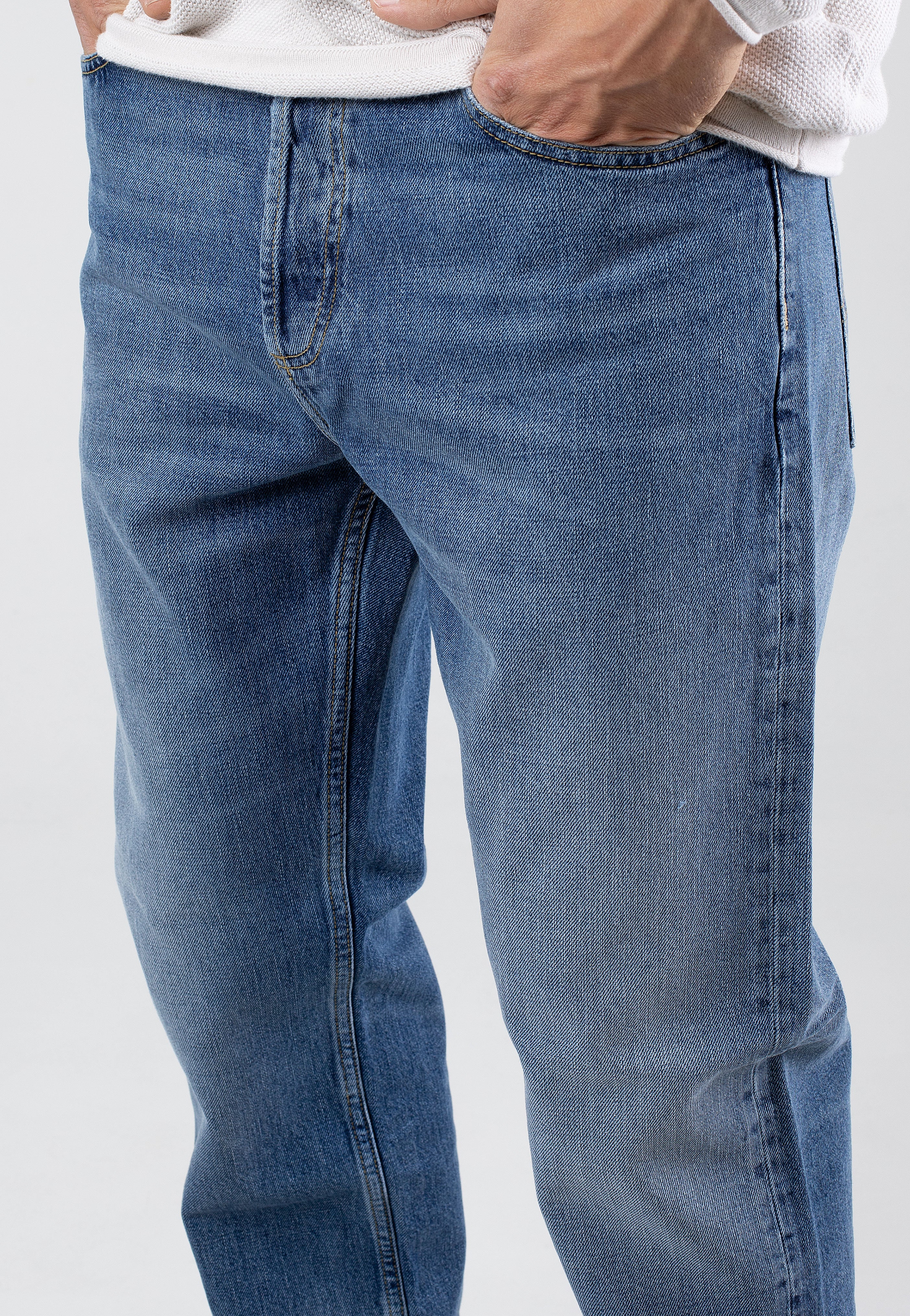 Carhartt WIP - Marlow Worn Bleached Blue - Jeans | Men-Image