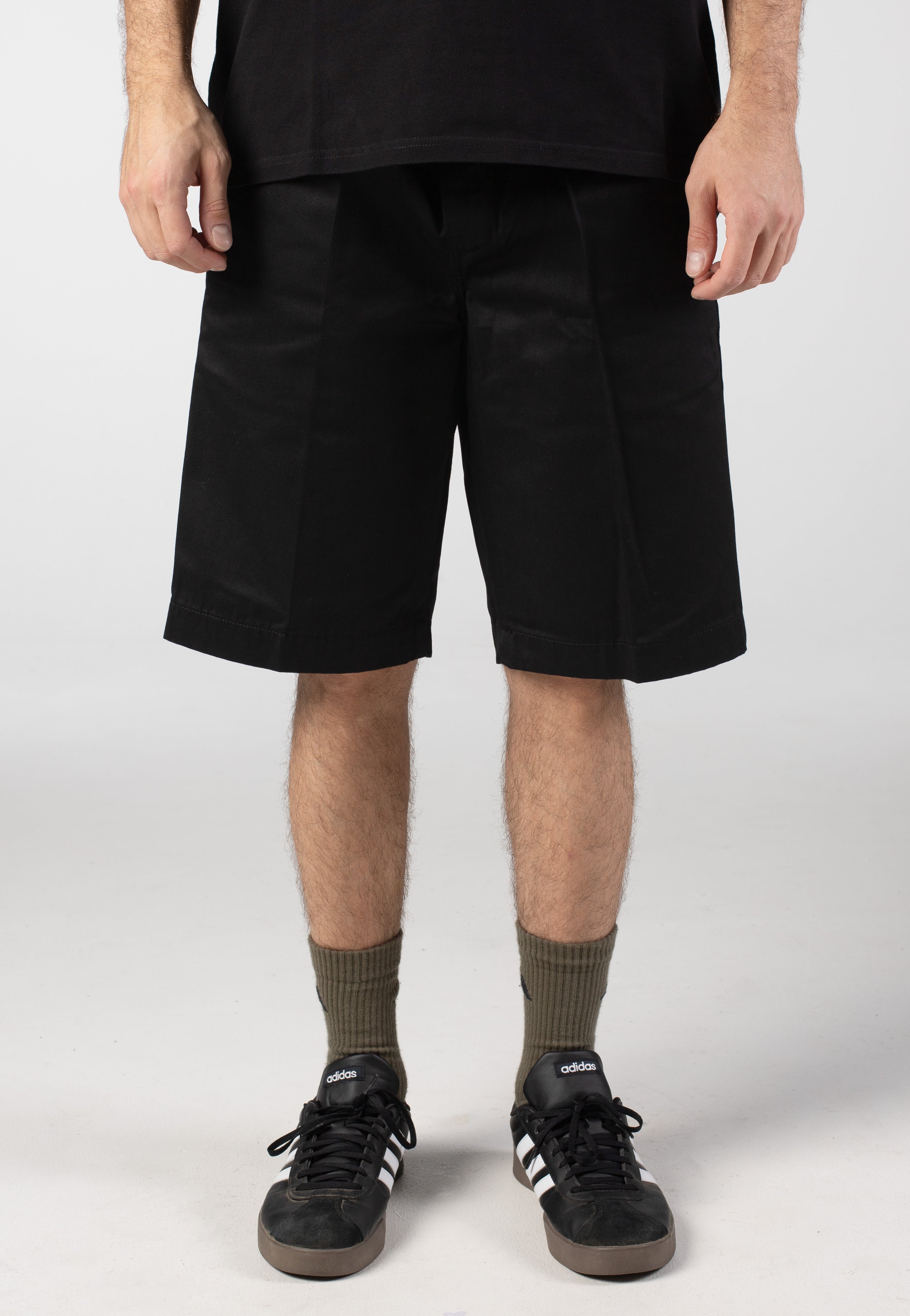 Carhartt WIP - Master Rinsed Black - Shorts | Men-Image