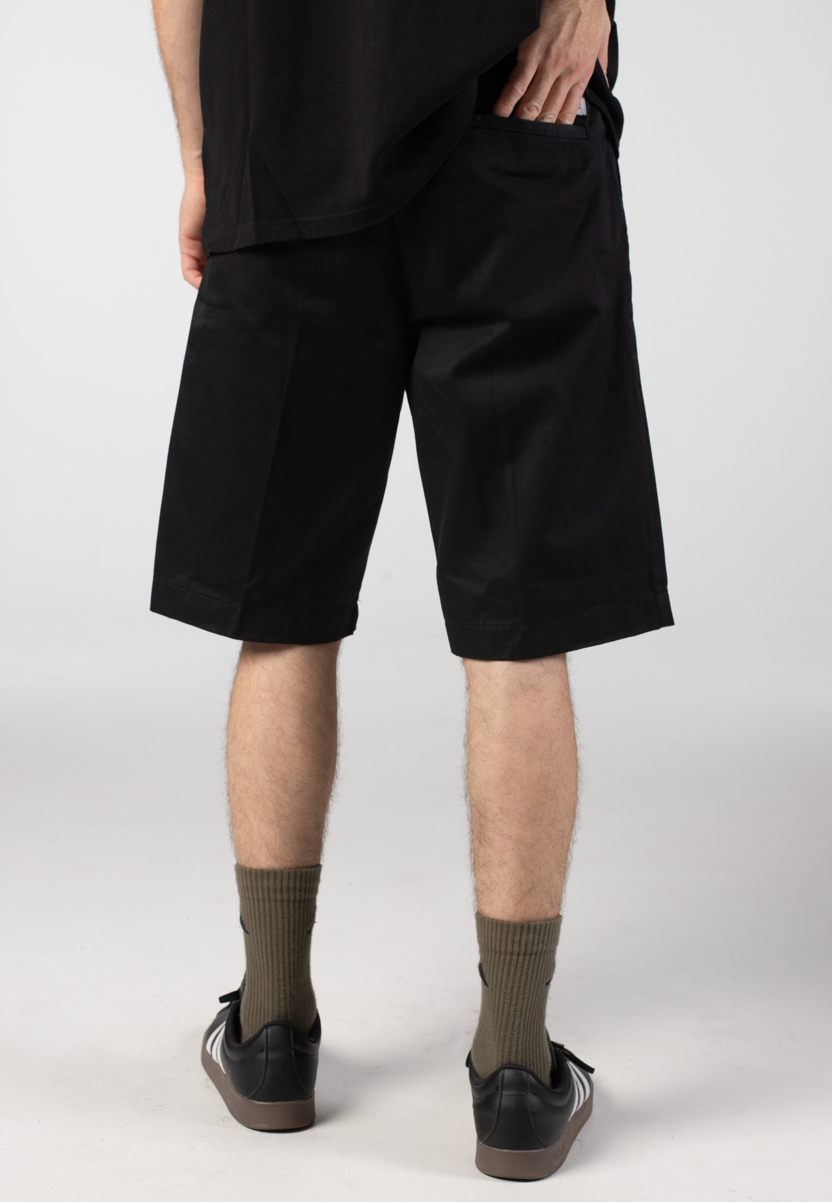 Carhartt WIP - Master Rinsed Black - Shorts | Men-Image