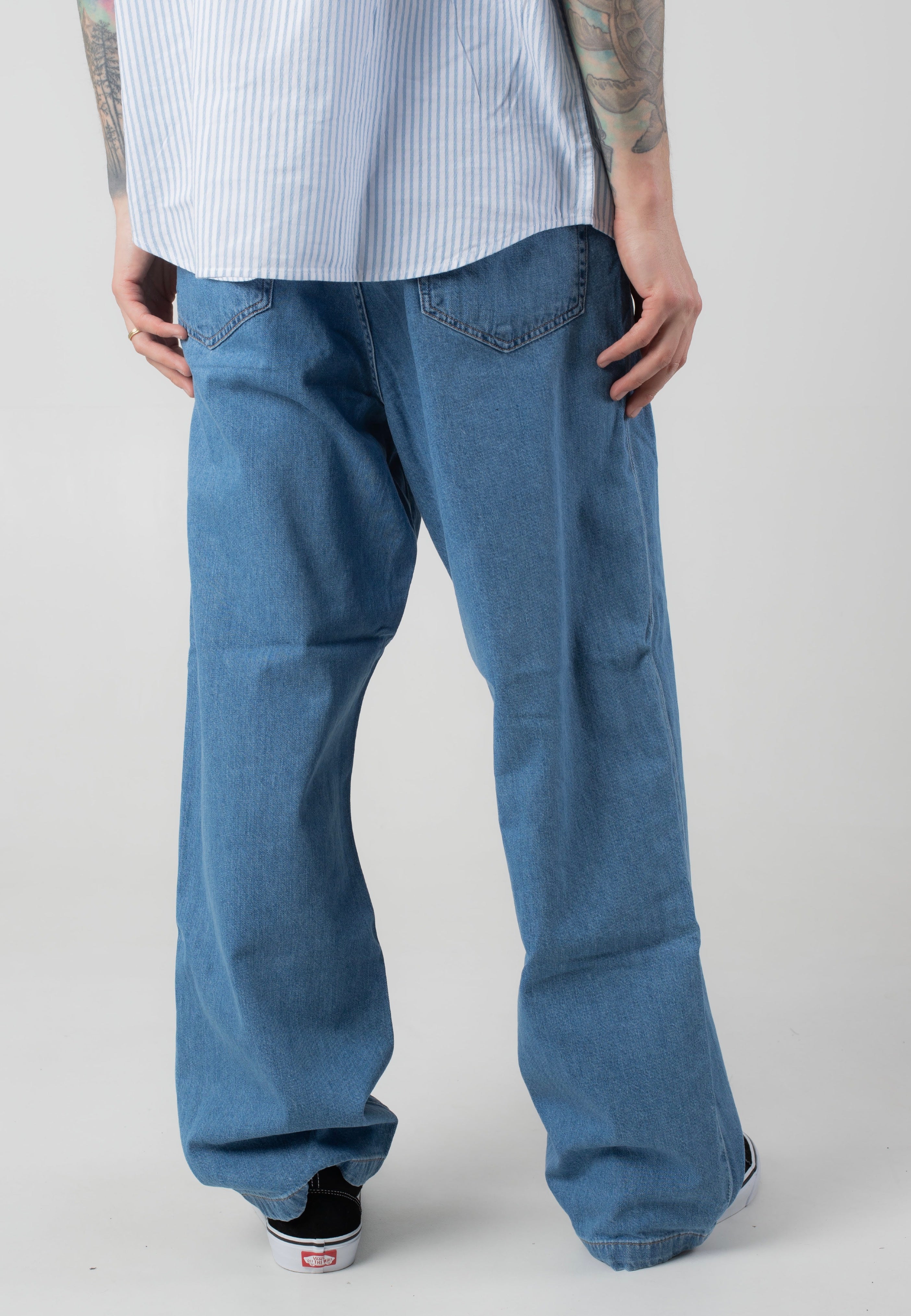 Carhartt WIP - Lucas Bleached Blue - Pants | Men-Image