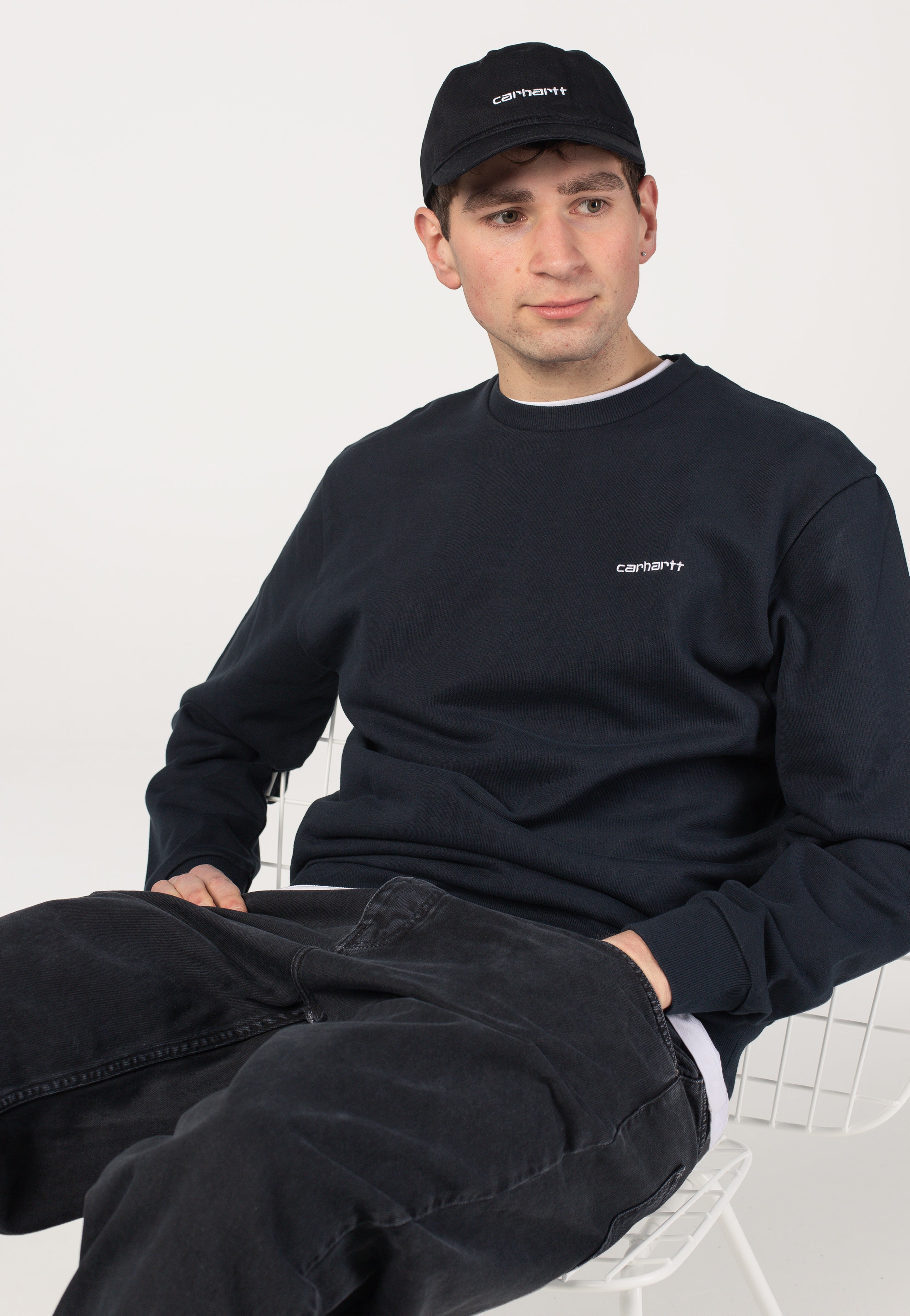 Carhartt WIP - Script Embroidery Deep Night/White - Sweater | Men-Image