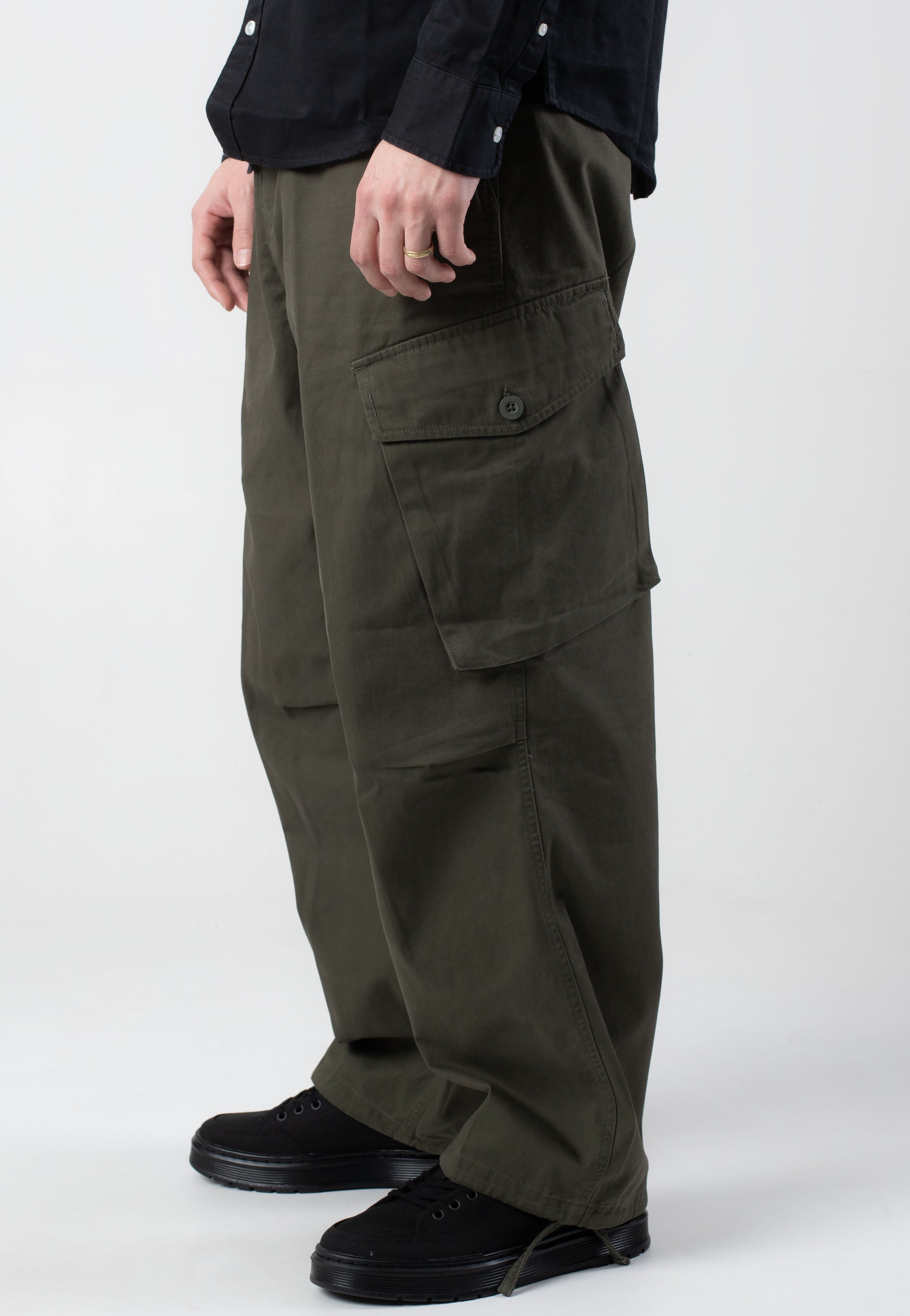 Carhartt WIP - Unit Stone Washed Turtle - Pants | Men-Image