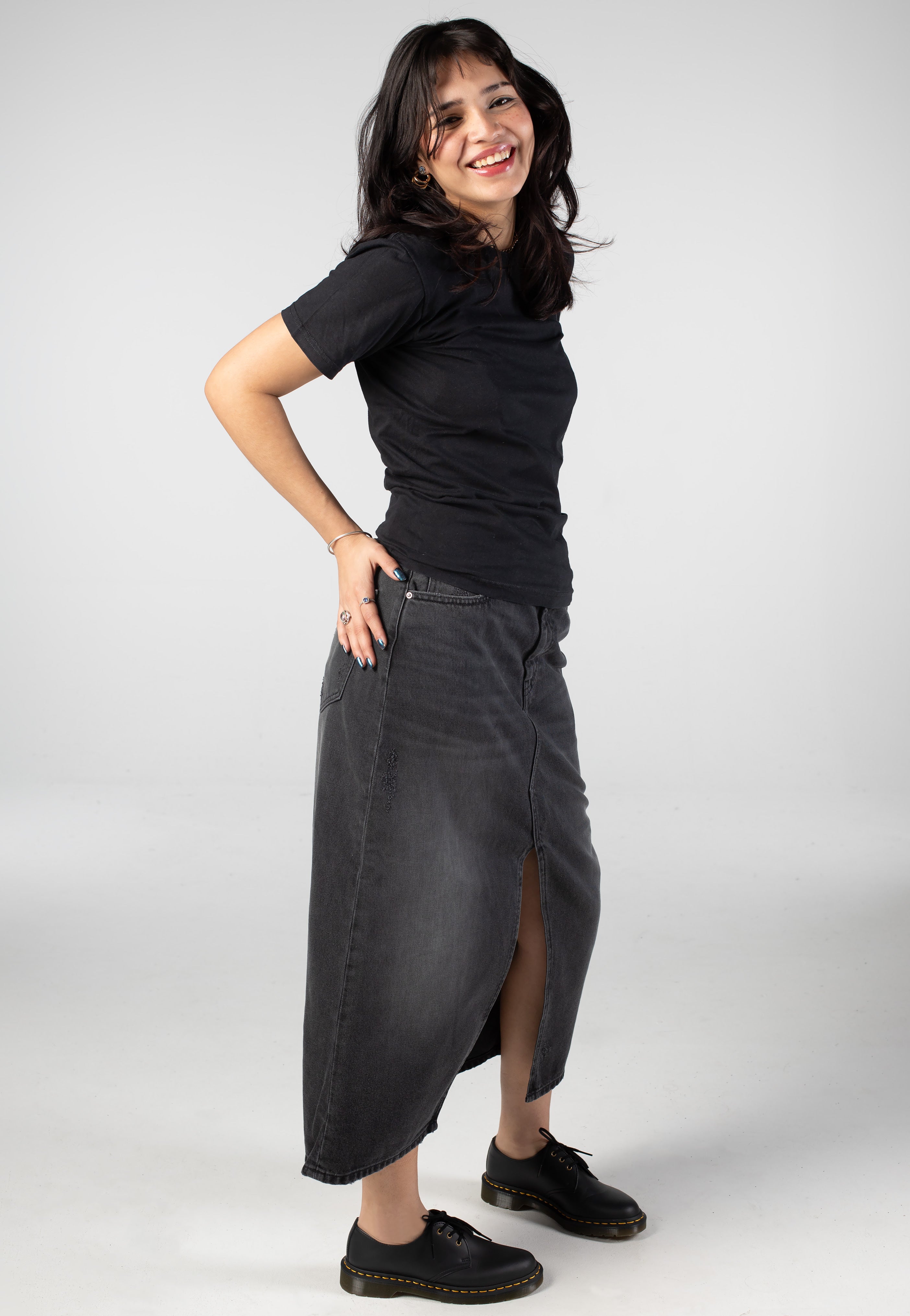 Carhartt WIP - W' Brandon Grind Wash Black - Skirt | Women-Image