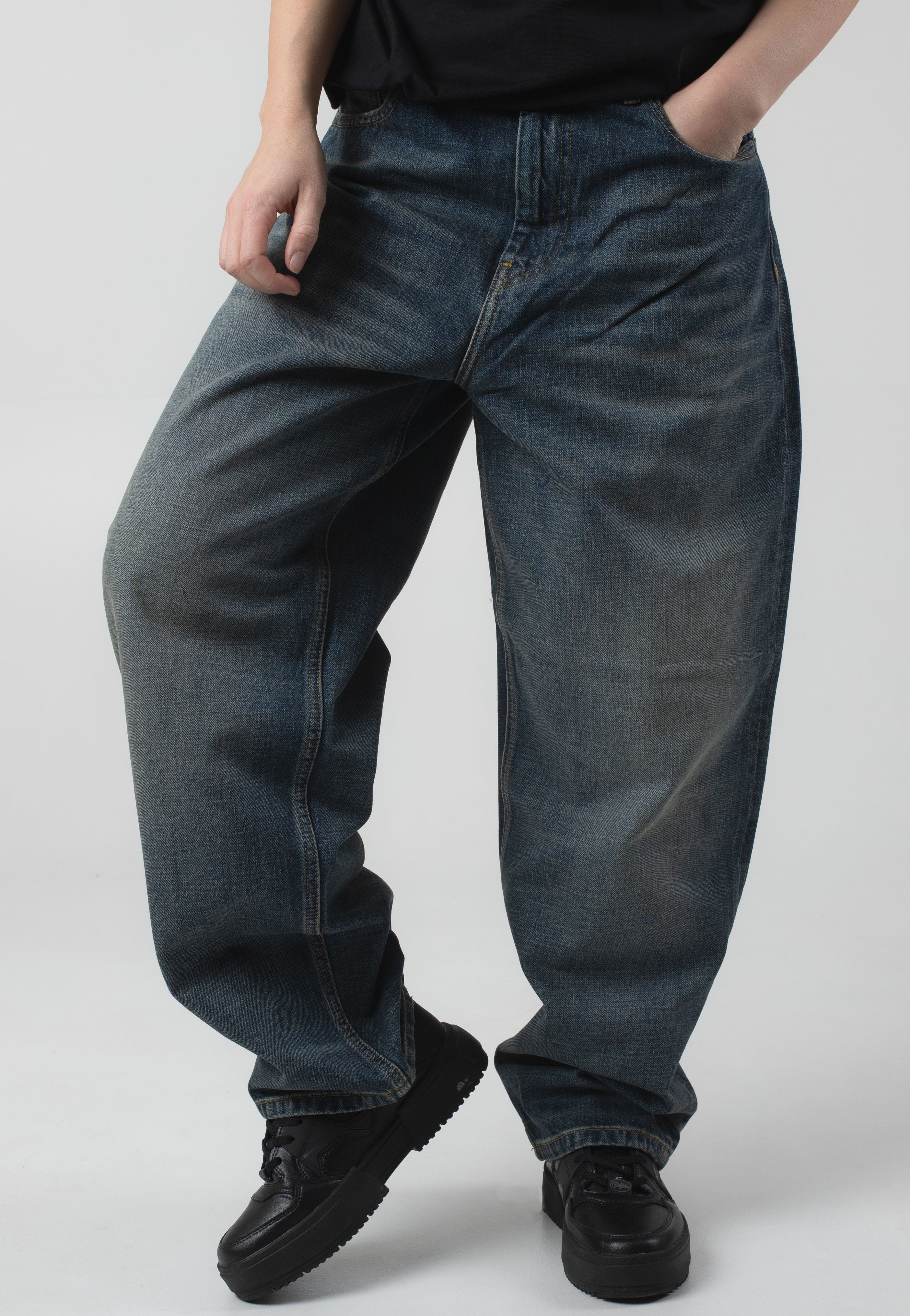Carhartt WIP - W' Brandon Worn Used Wash Blue - Pants | Women-Image