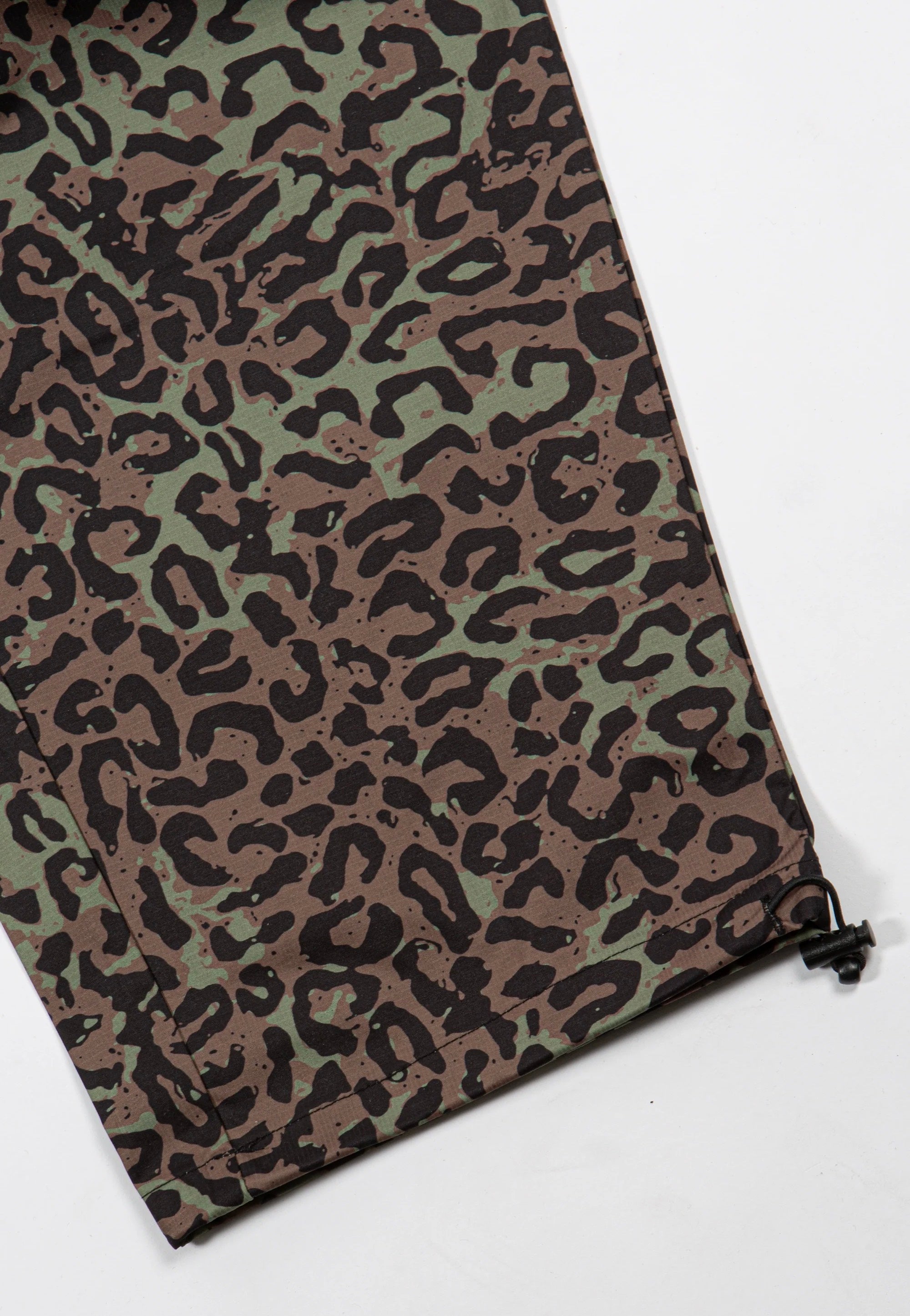 Wasted Paris - Cheetah Overpant Olive Khaki Camo - Pants | Men-Image