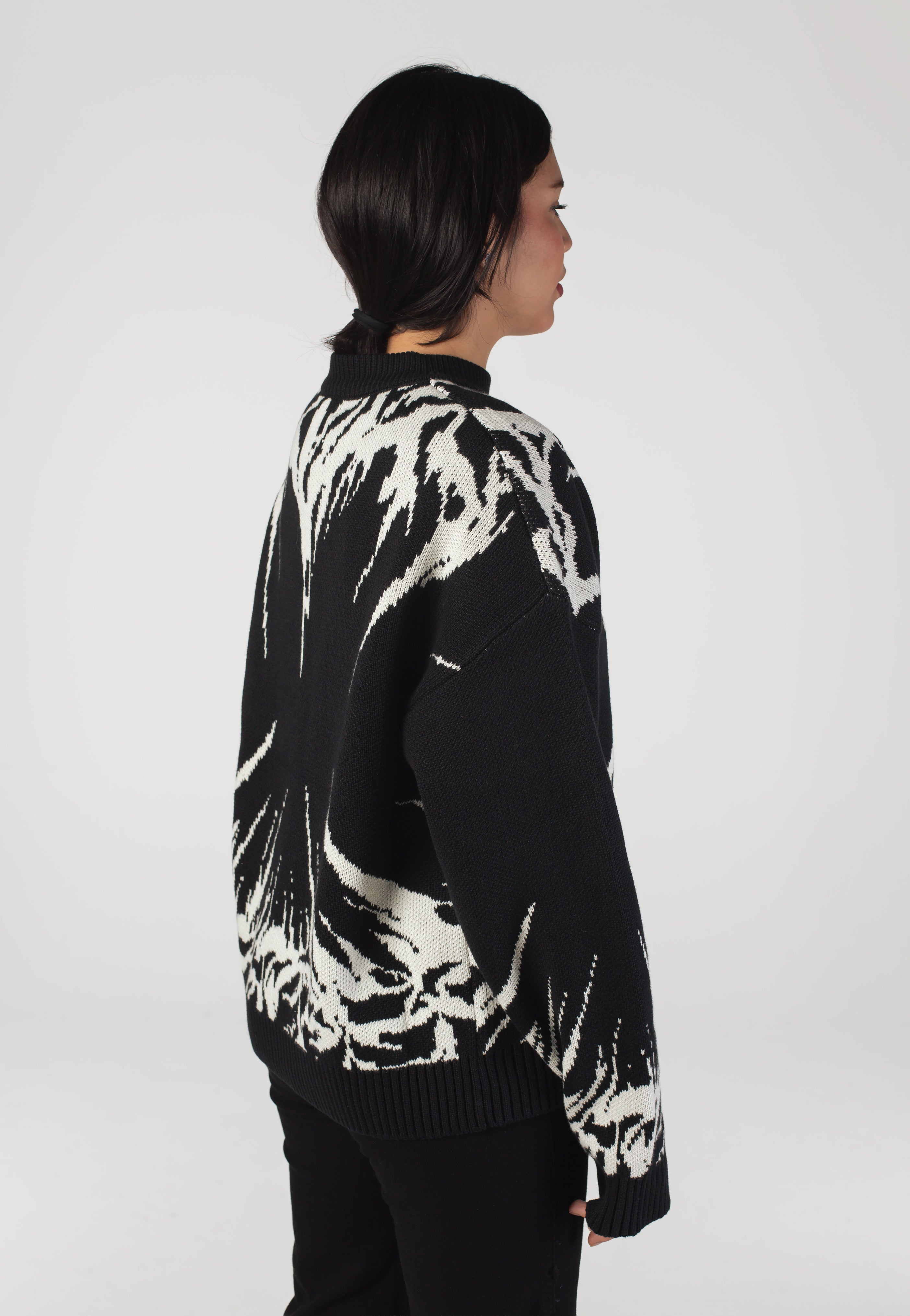 Chet Rock - Restless Energy Black - Pullover | Women-Image