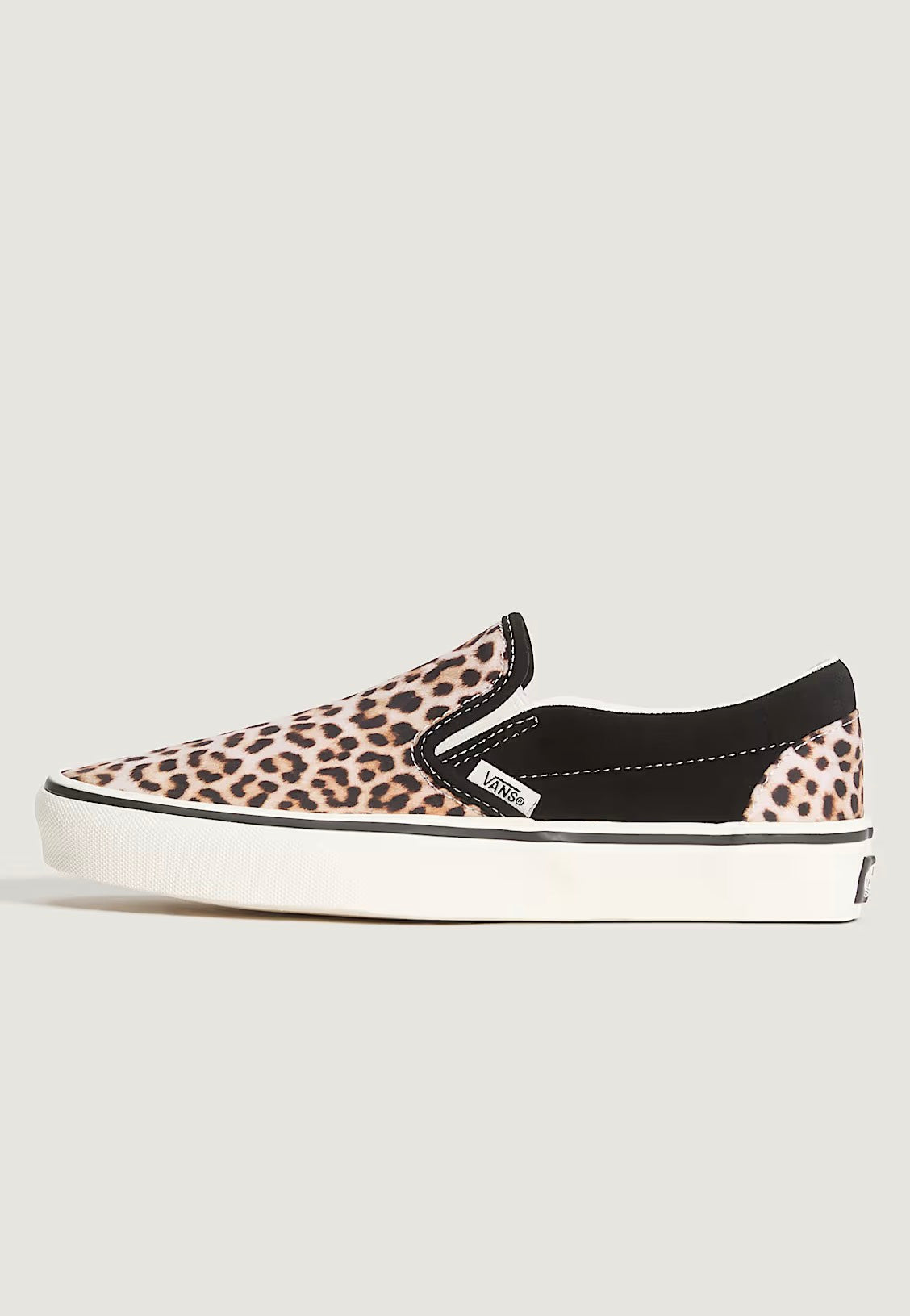 Vans - Classic Slip-On Black/Leopard - Girl Shoes | Women-Image