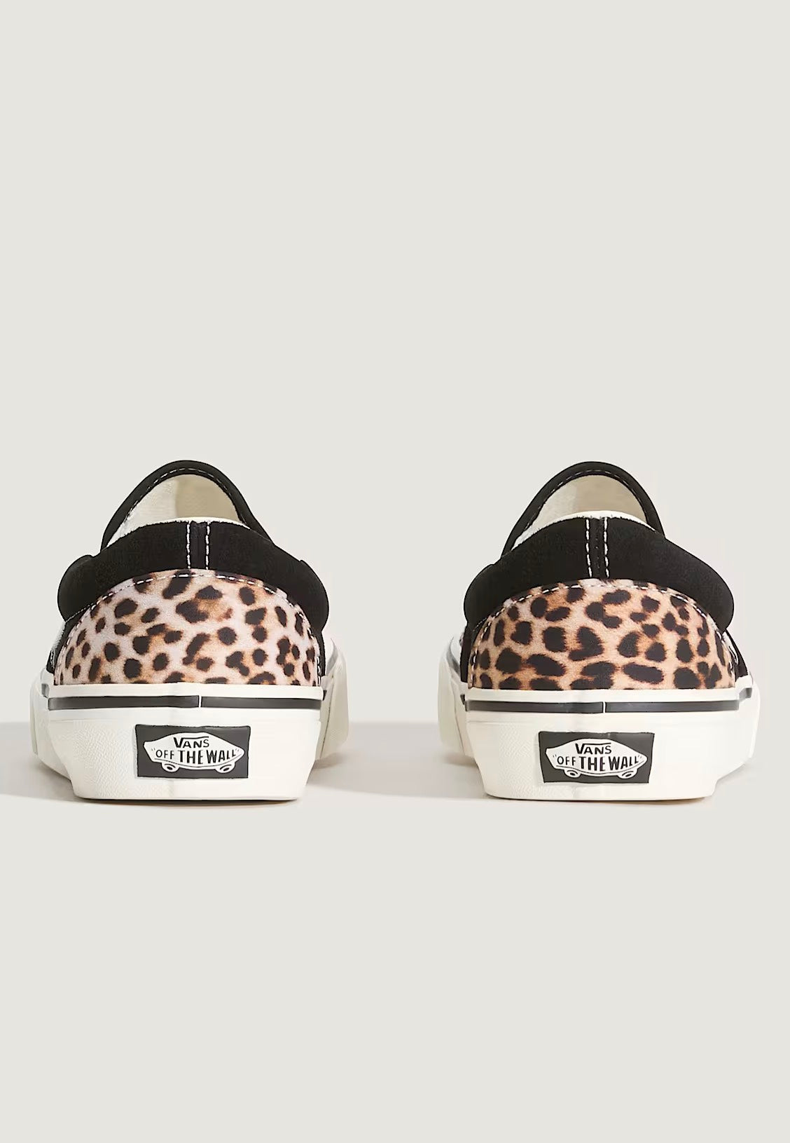 Vans - Classic Slip-On Black/Leopard - Girl Shoes | Women-Image