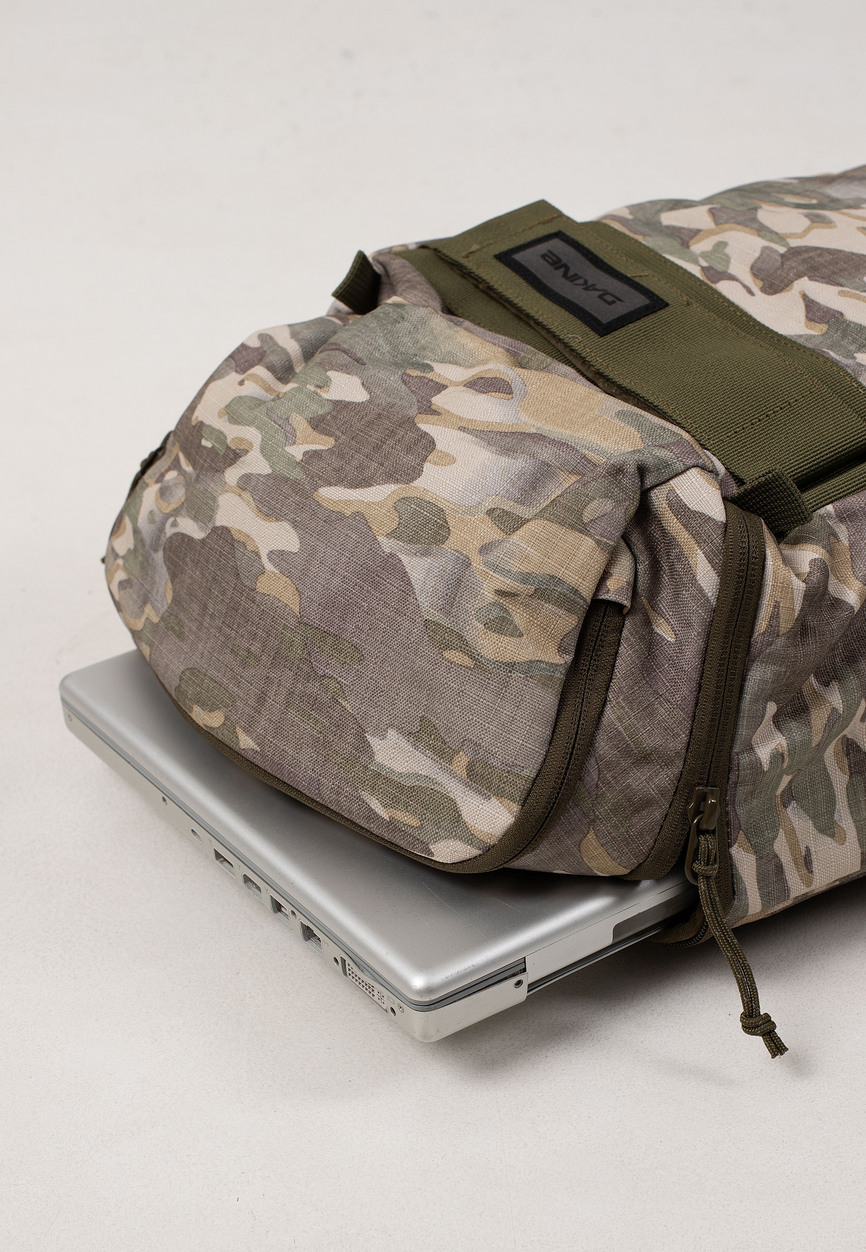 Dakine - Mission Street 25L Vintage Camo - Backpack | Neutral-Image