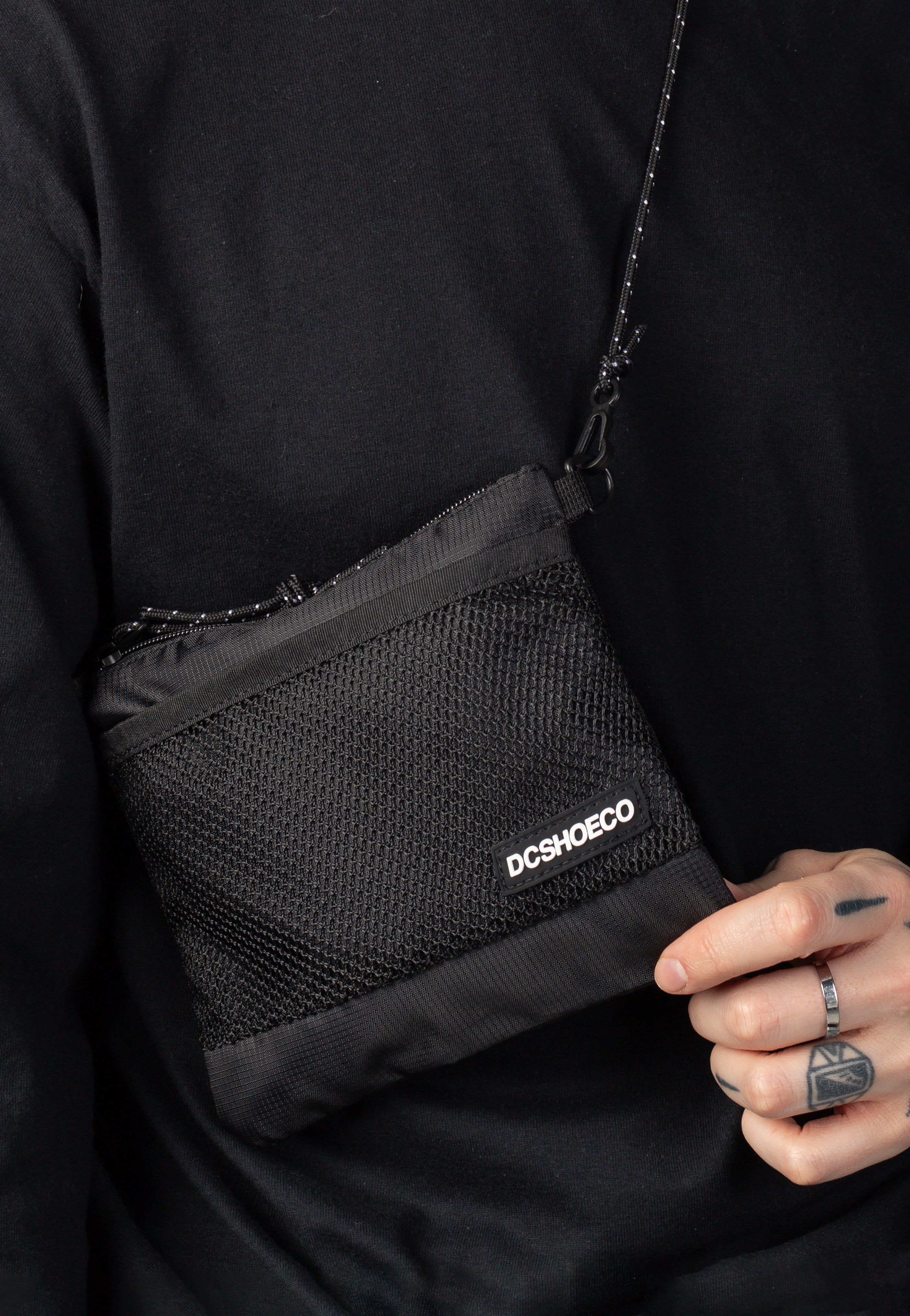 DC - DC Tarvos Pocket Black - Travel Bag | Neutral-Image