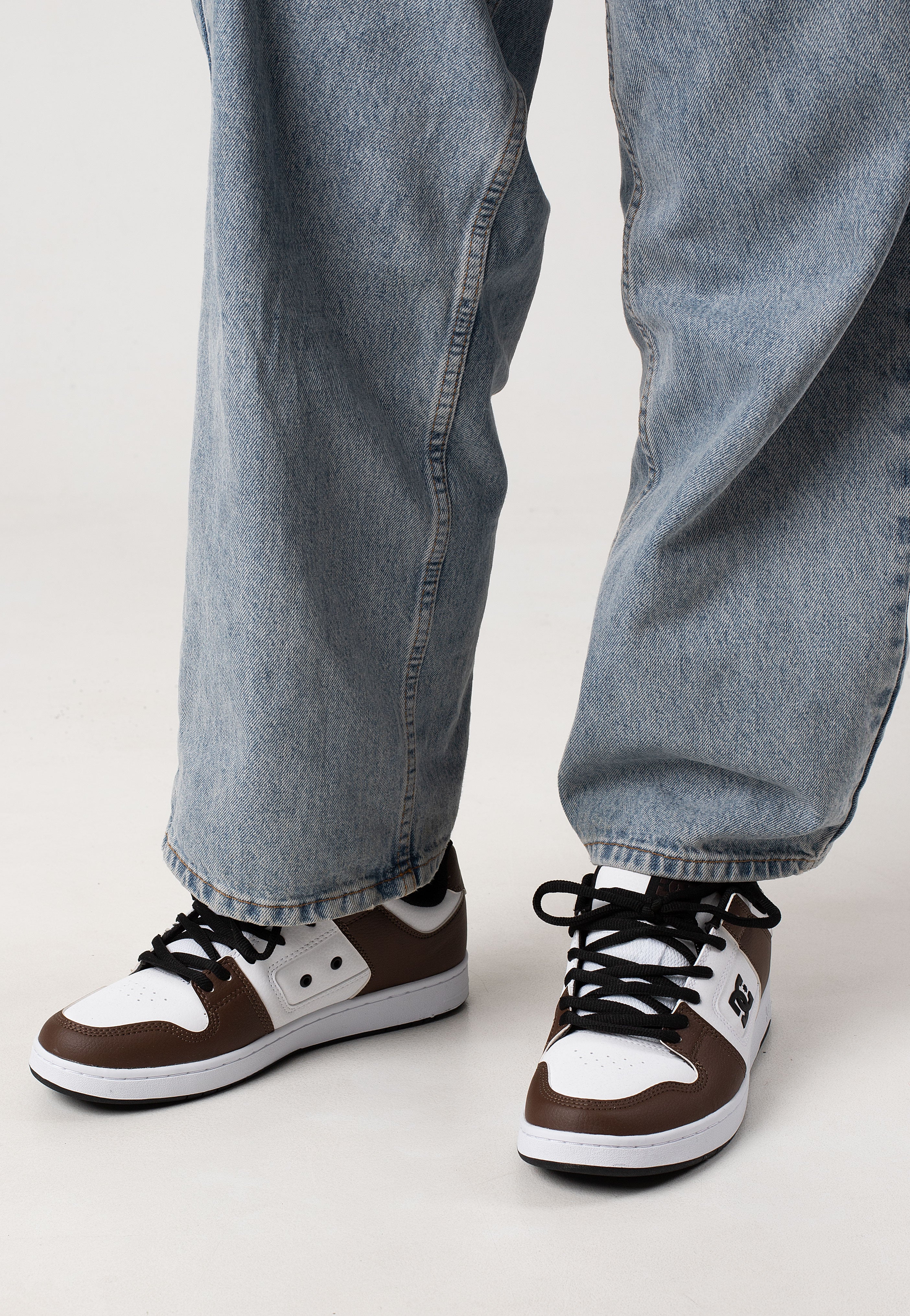 DC - Manteca 4 SN White/Brown - Shoes | Men-Image