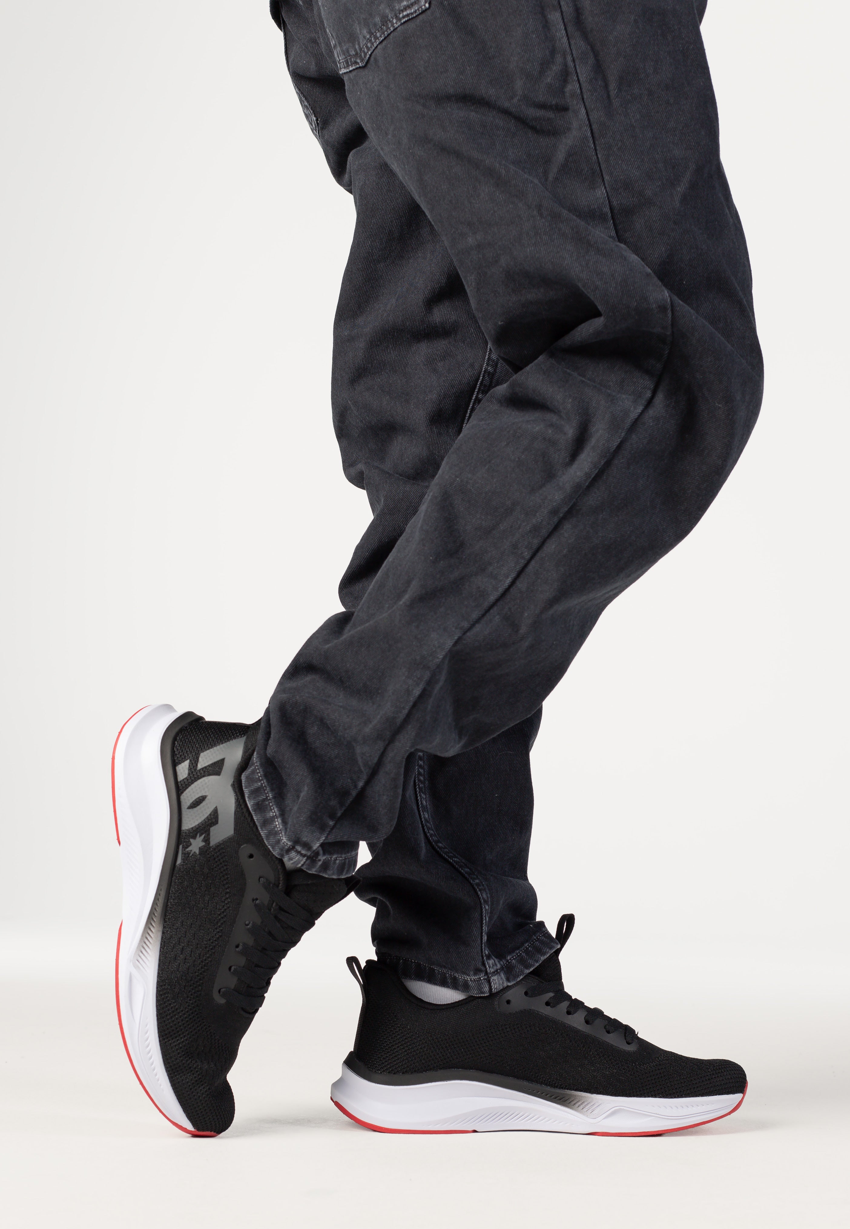 DC - Roammax Black/Red - Shoes | Neutral-Image