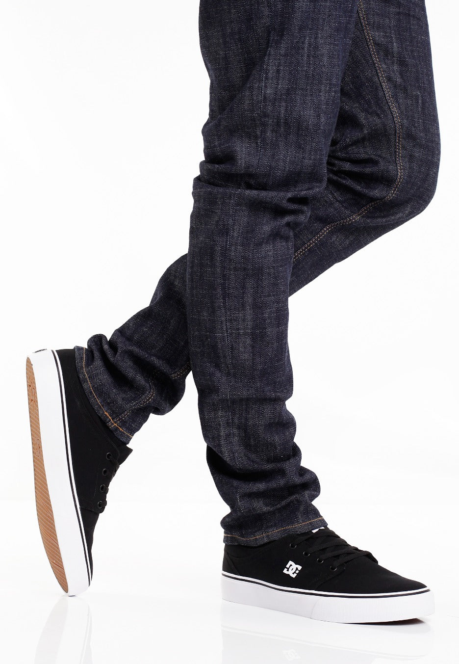 DC - Trase TX Black/White - Shoes | Neutral-Image