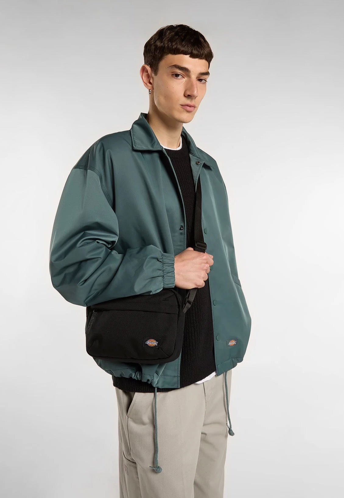 Dickies Moreauville Messenger Black Messenger Bag | Neutral-Image