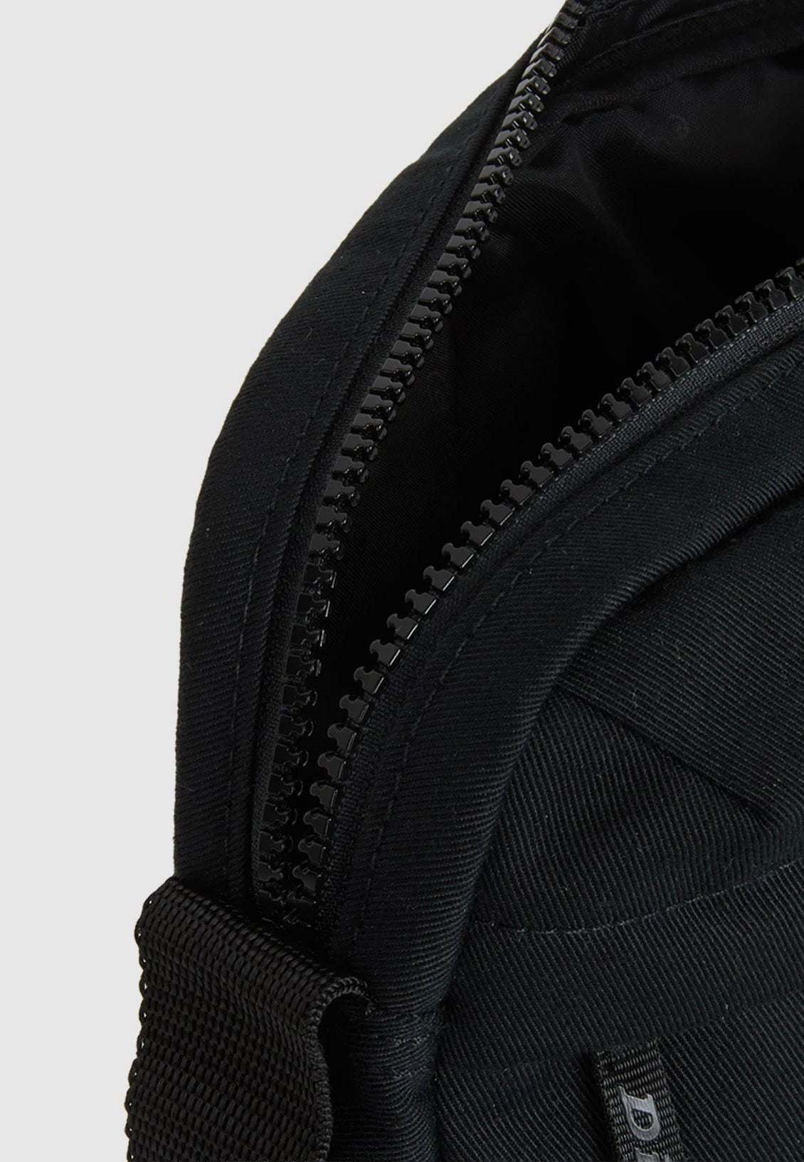 Dickies Moreauville Messenger Black Messenger Bag | Neutral-Image