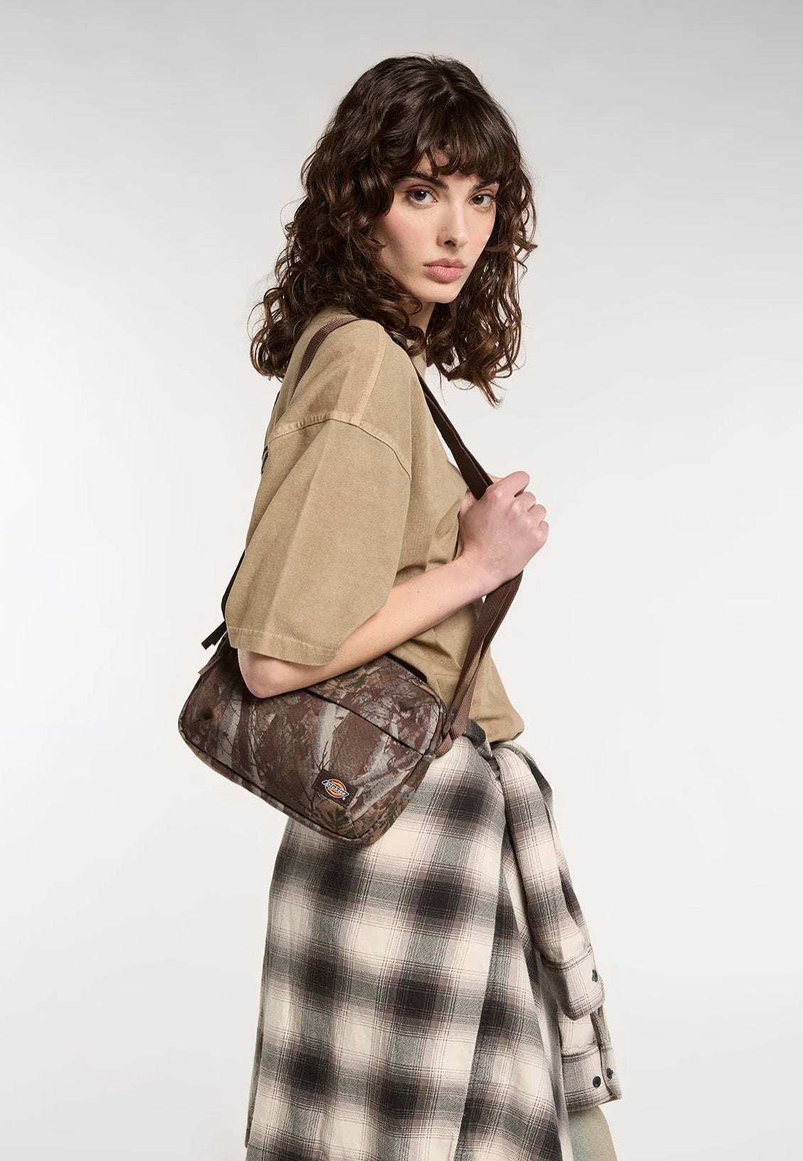 Dickies Moreauville Messenger Camouflage Messenger Bag | Neutral-Image