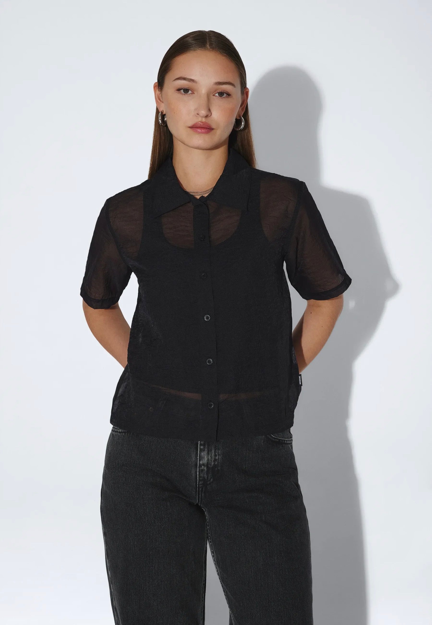Dr. Denim - Hollow Black - Shirt | Women-Image
