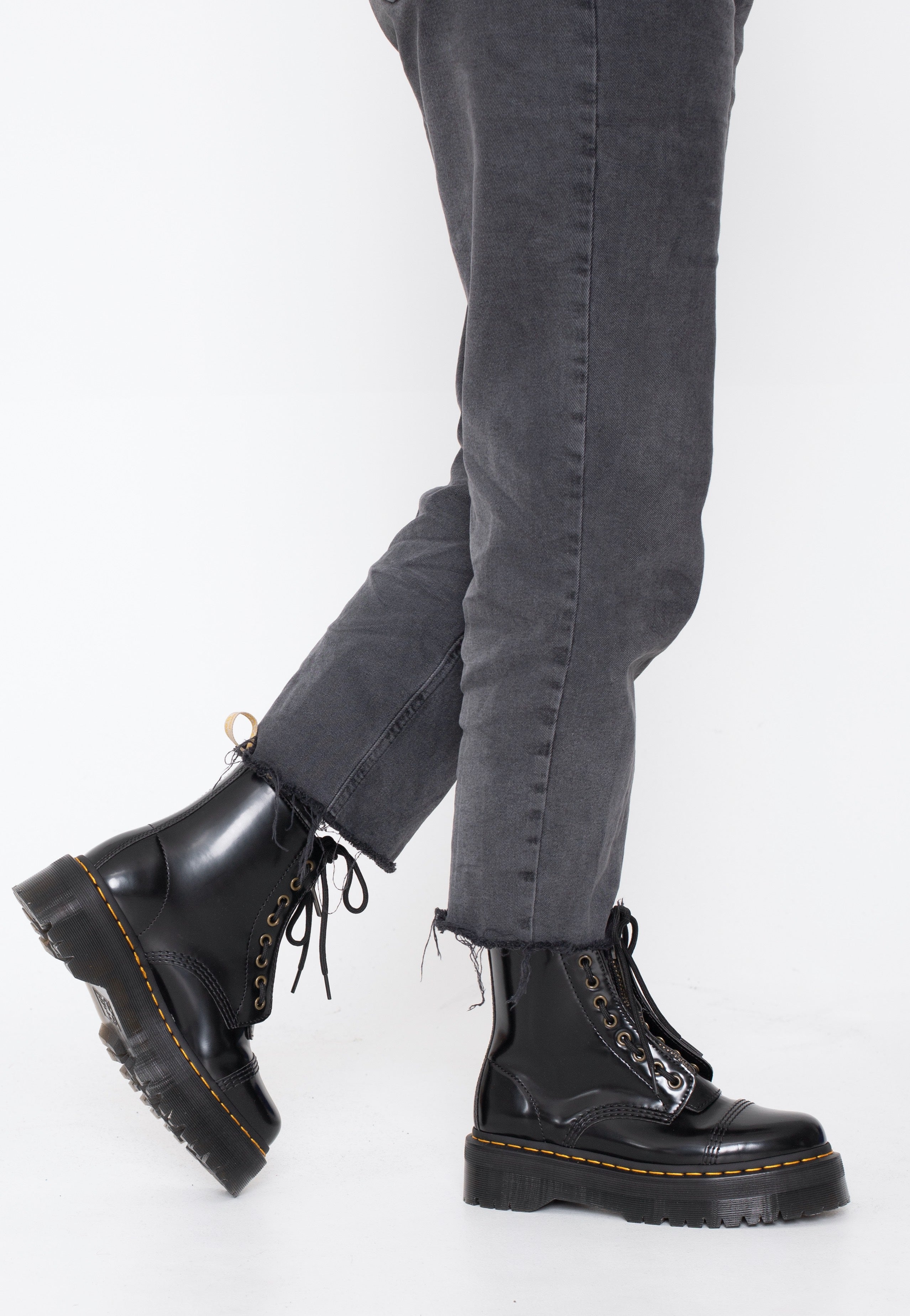 Dr. Martens Vegan Sinclair Black Oxford - Damesschoenen | Impericon