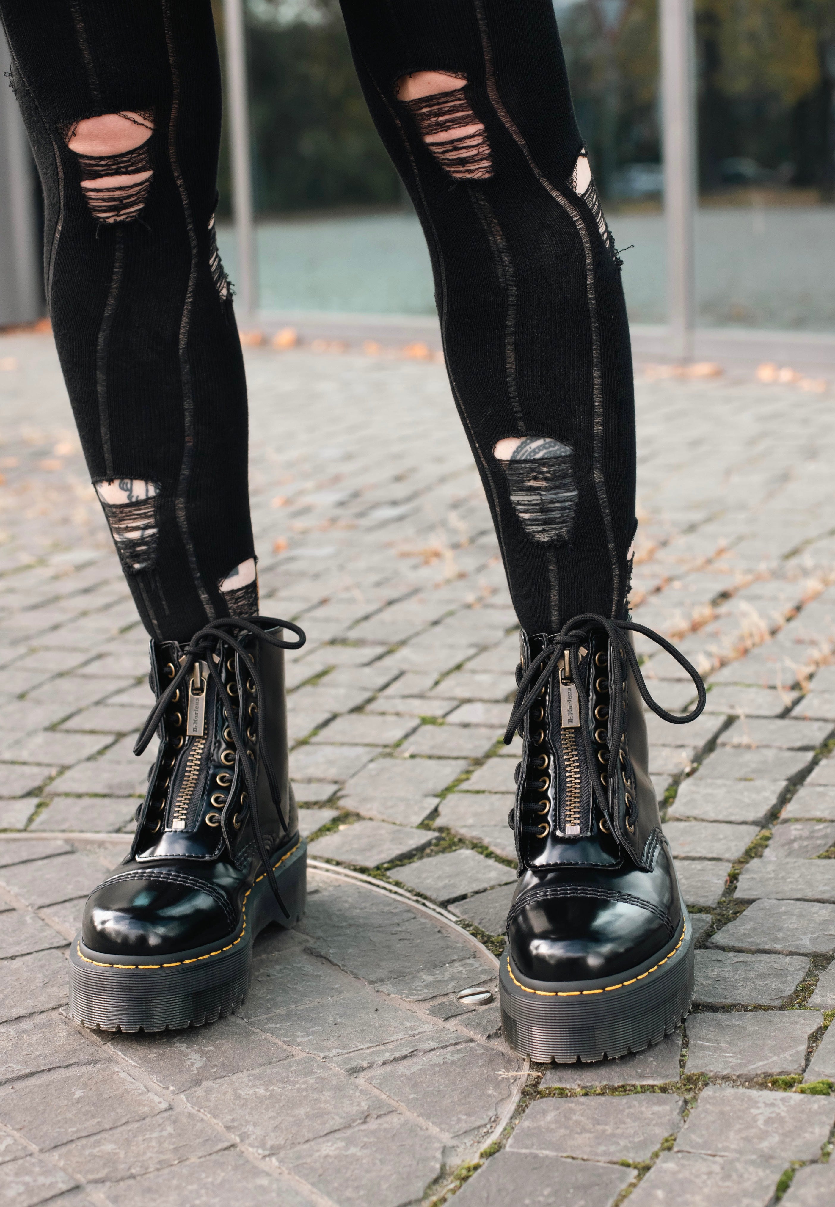 Dr. Martens - Vegan Sinclair Black Oxford - Girl Shoes | Impericon