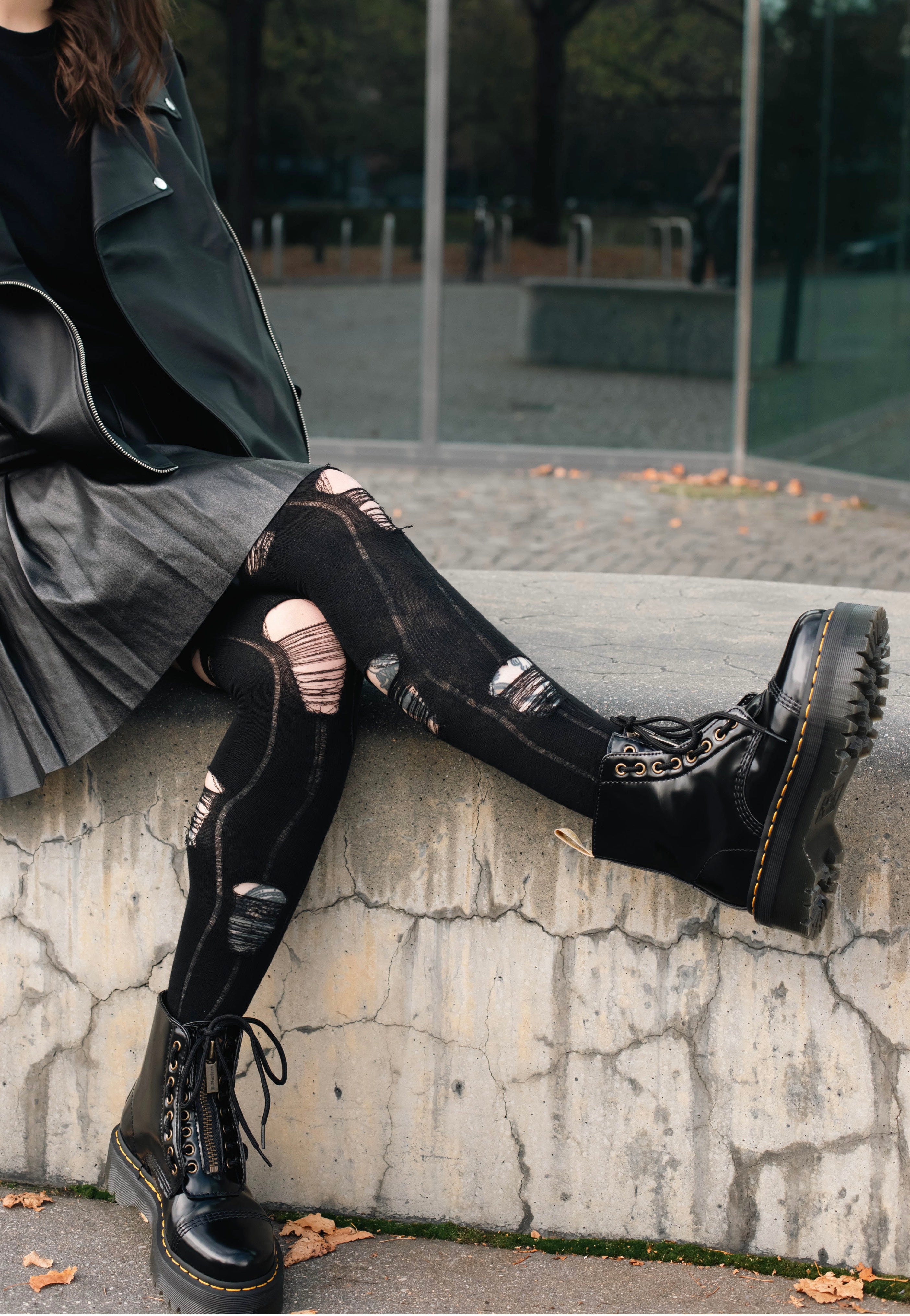 Dr. Martens - Vegan Sinclair Black Oxford - Girl Shoes | Impericon