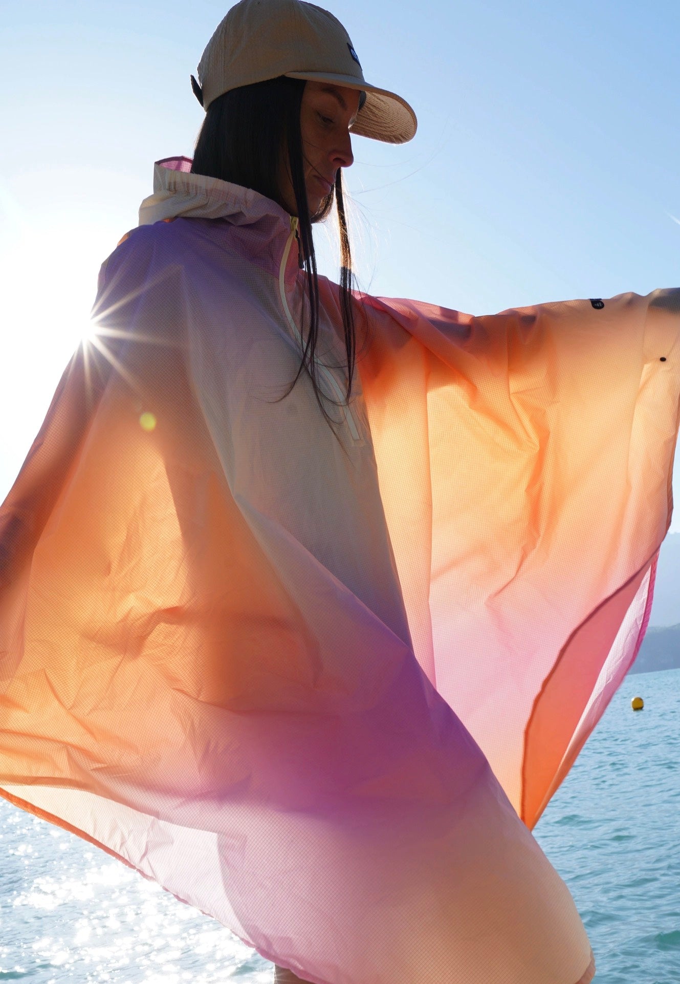Picture - Eyasi Gradient Print - Poncho | Women-Image