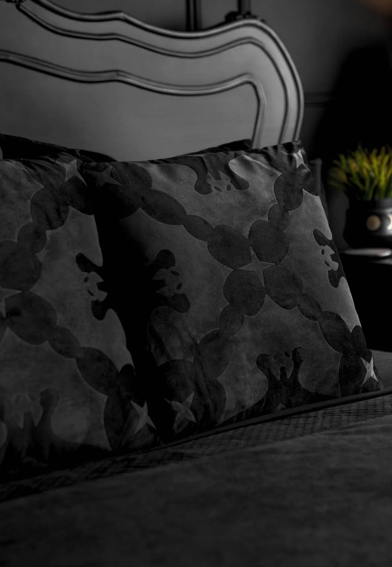 Killstar - Dusk Velvet Flocked - Pillow | Neutral-Image