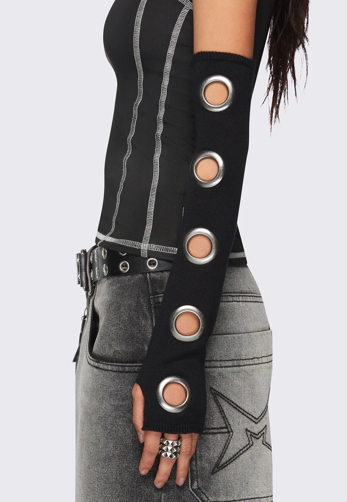 Minga London - Elektra Black - Arm Warmers | Neutral-Image