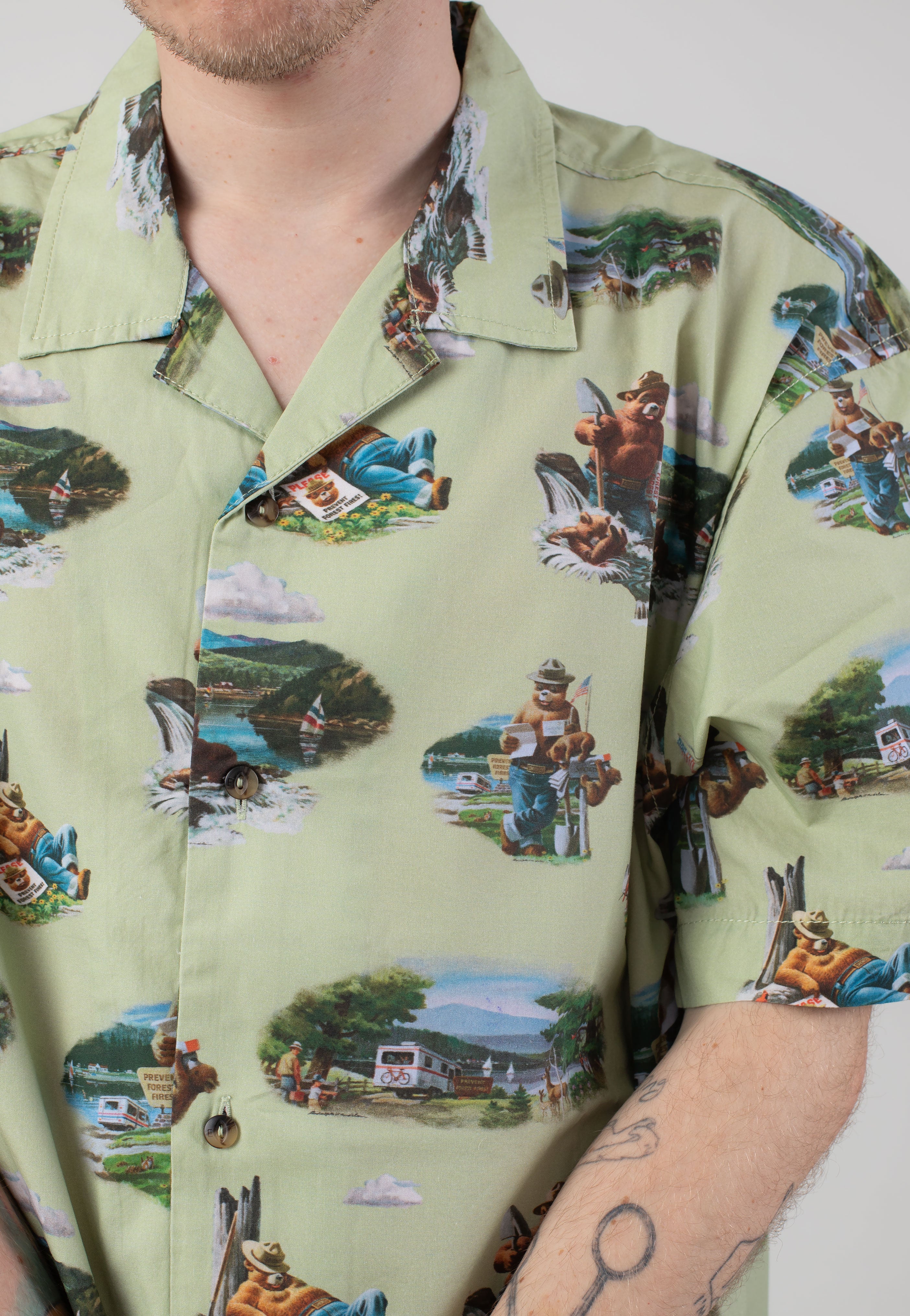 Element x Smokey Bear -  Camp Oyster Gray - Shirt | Men-Image