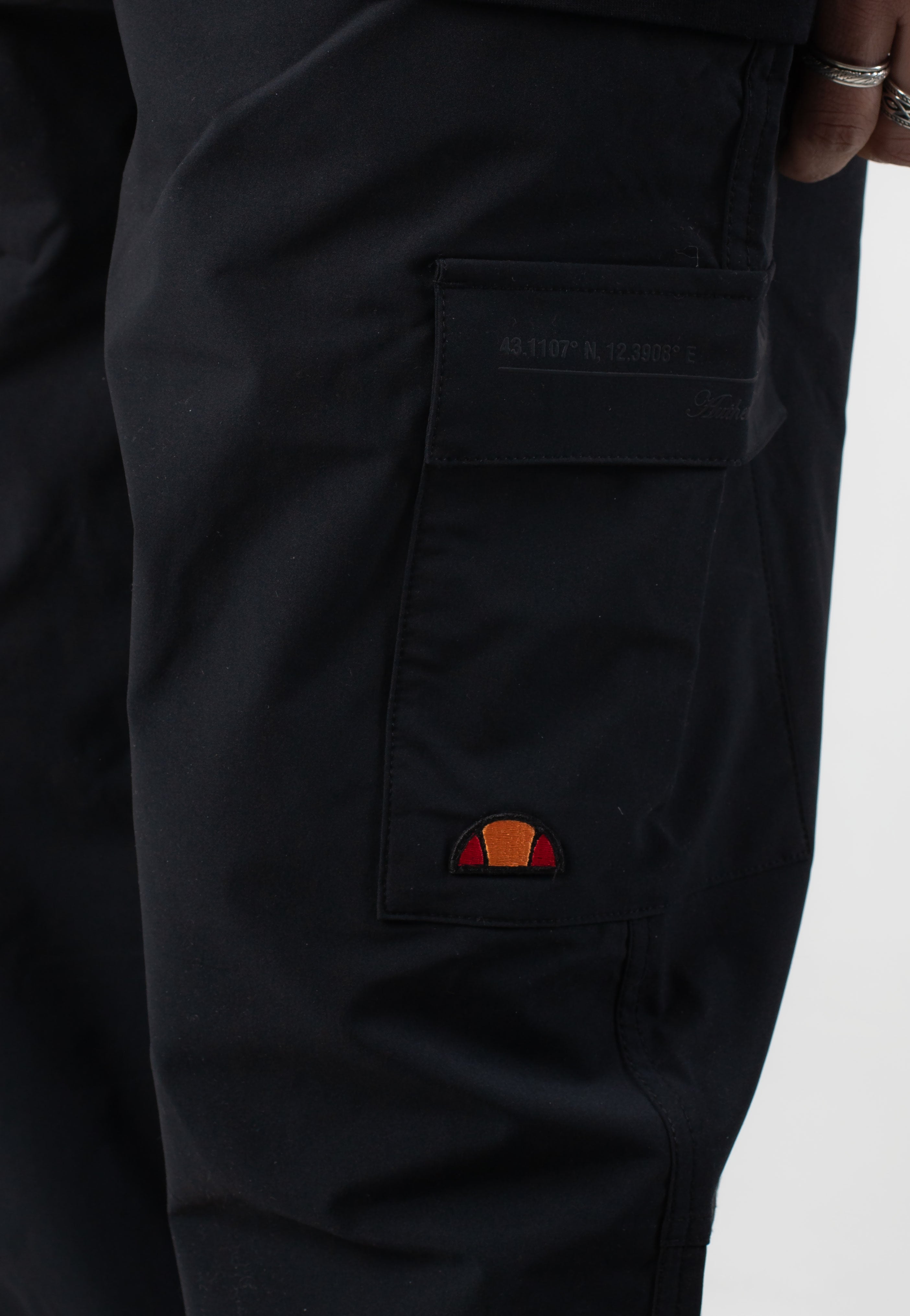 Ellesse - Cercola Cargo Black - Pants | Men-Image