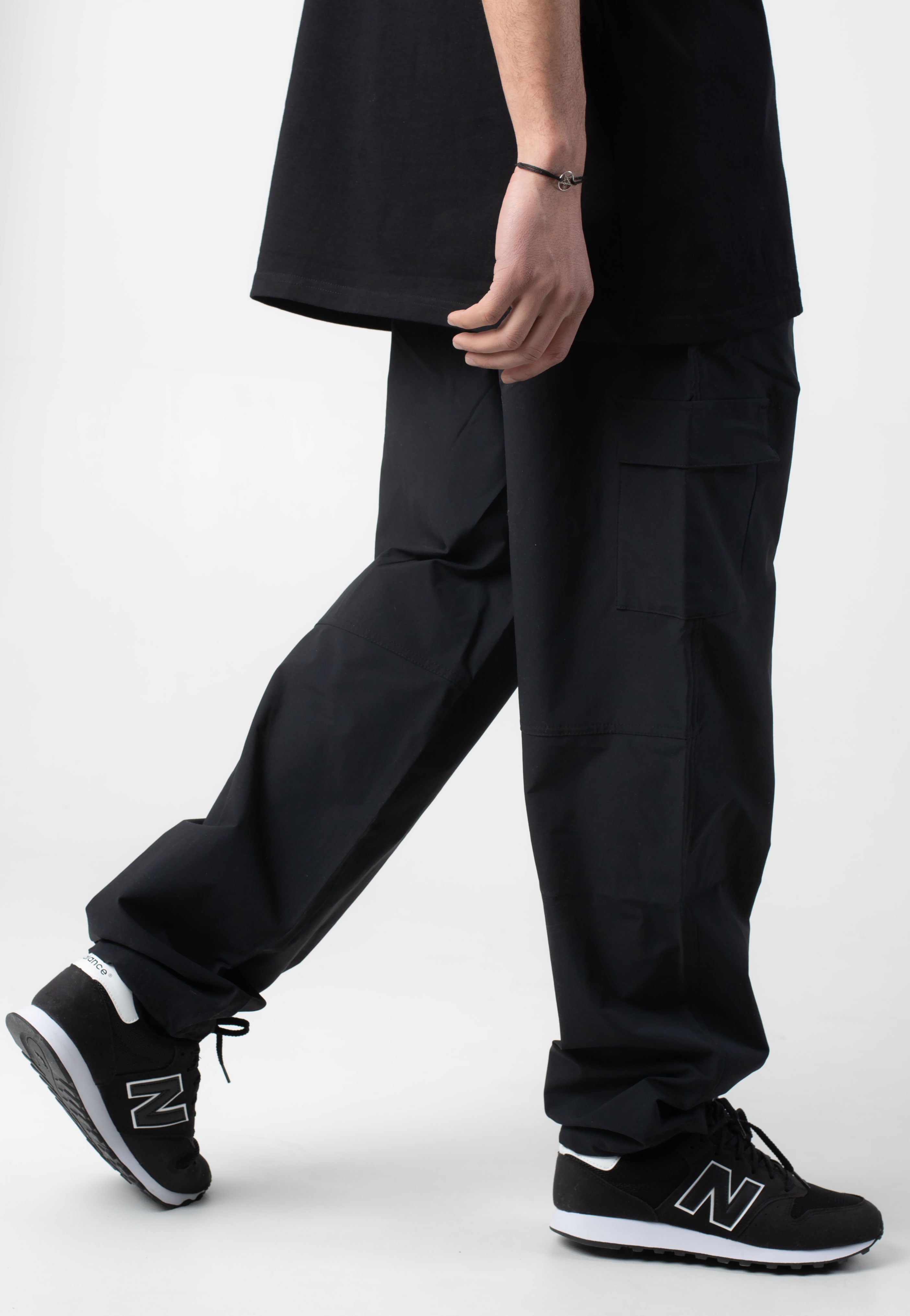 Ellesse - Cercola Cargo Black - Pants | Men-Image