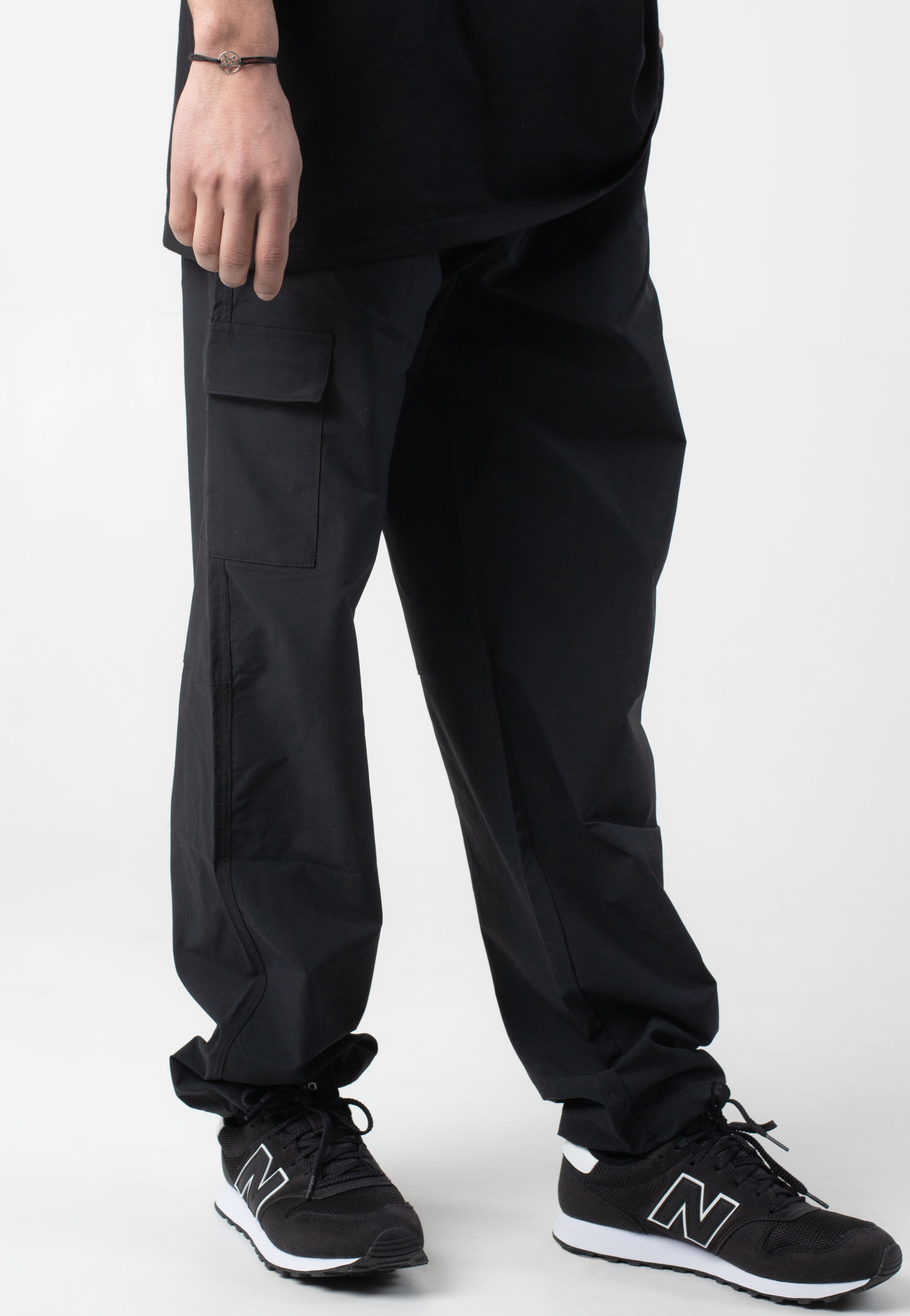 Ellesse - Cercola Cargo Black - Pants | Men-Image