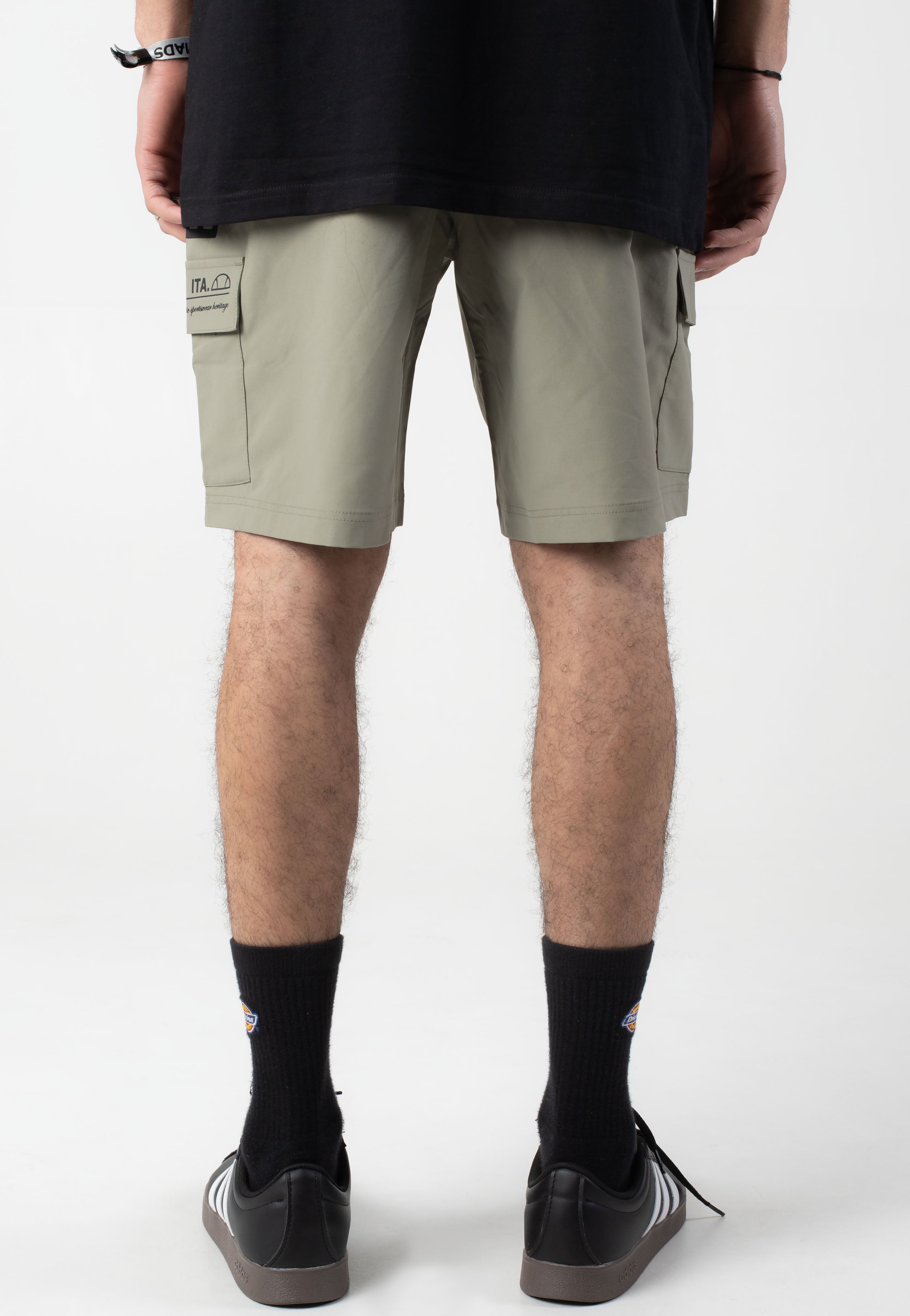 Ellesse - Gaiano Cargo Khaki - Shorts | Men-Image
