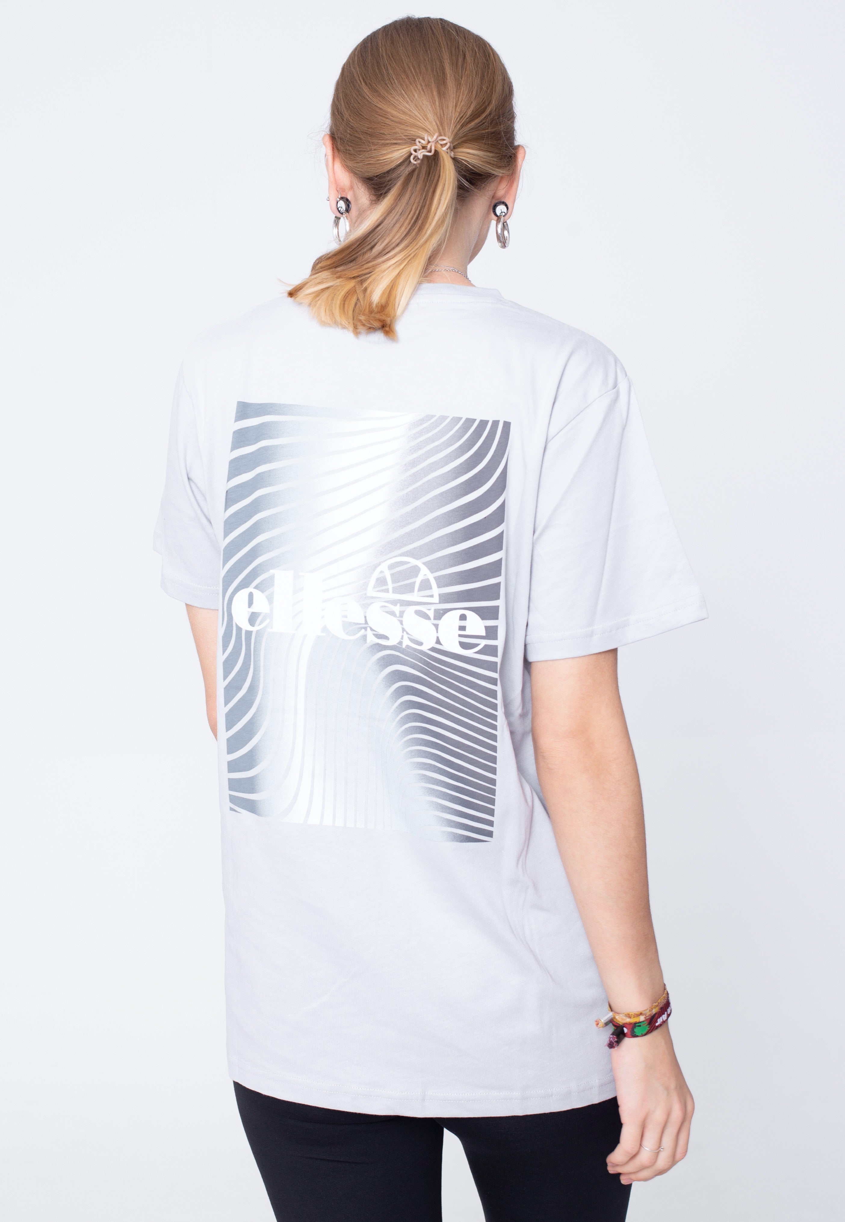 Ellesse - Labda Oversized Light Grey - T-Shirt | Women-Image