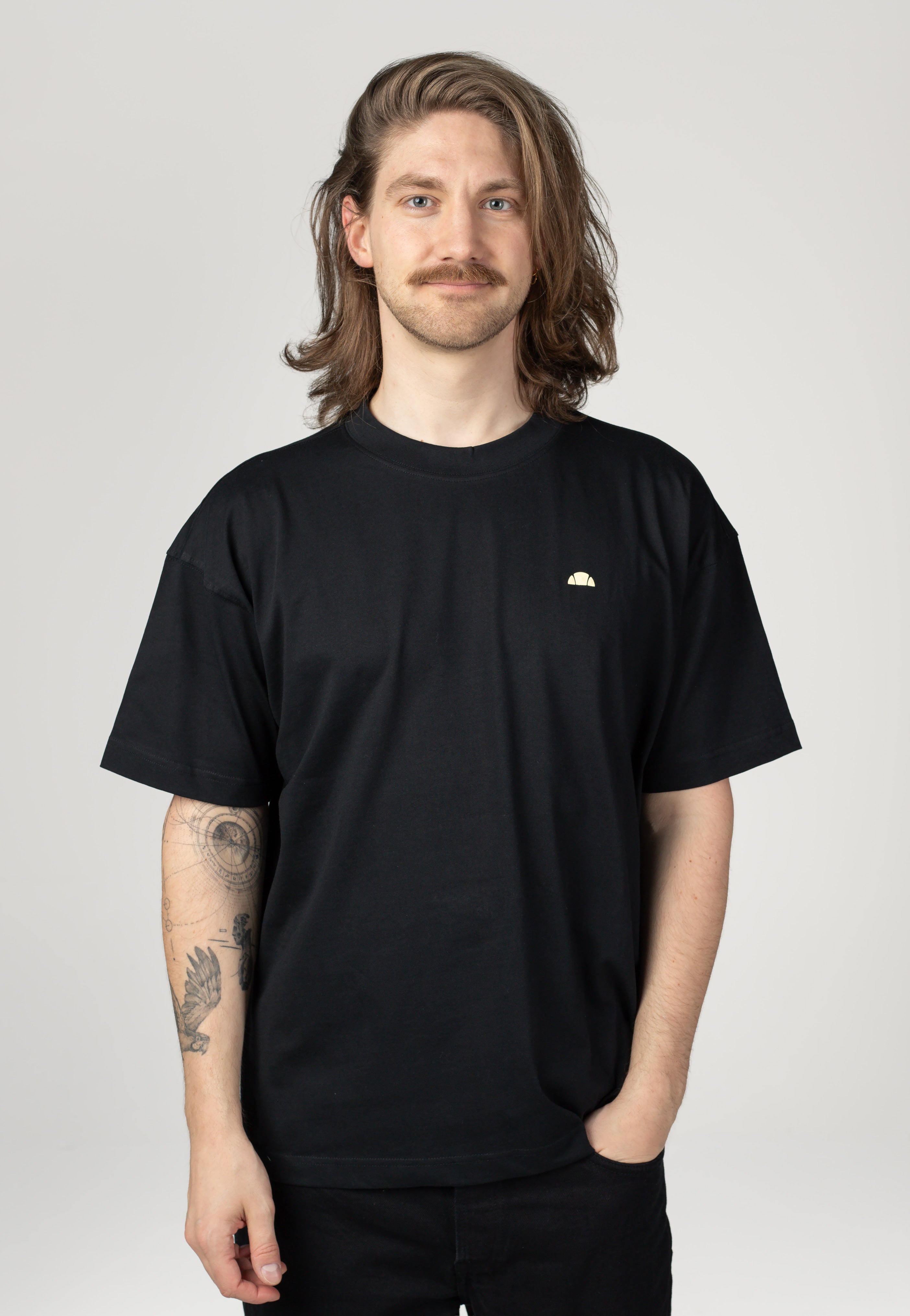 Ellesse - Play Nice Black - T-Shirt | Men-Image