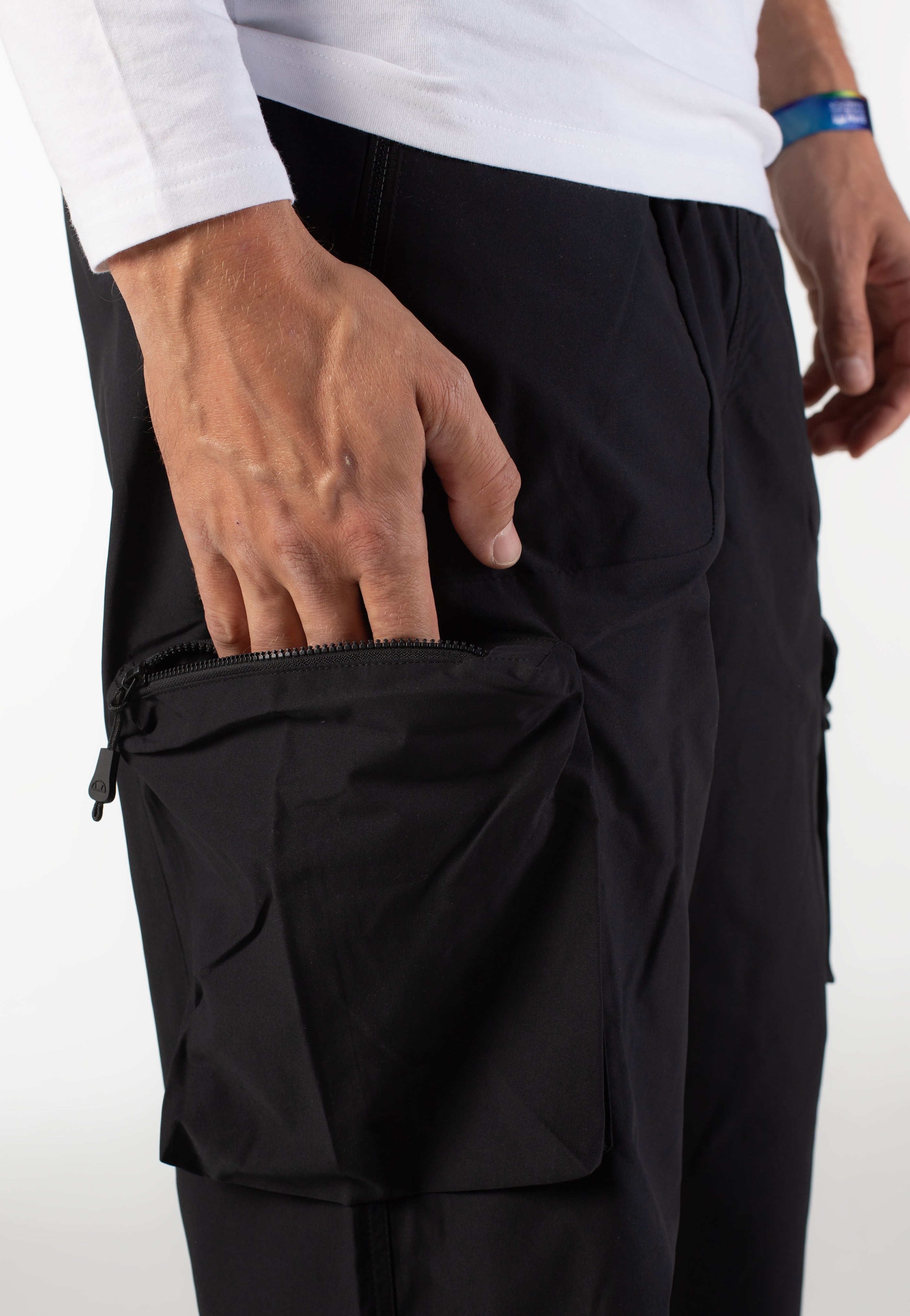 Ellesse - Squadron Black - Pants | Men-Image