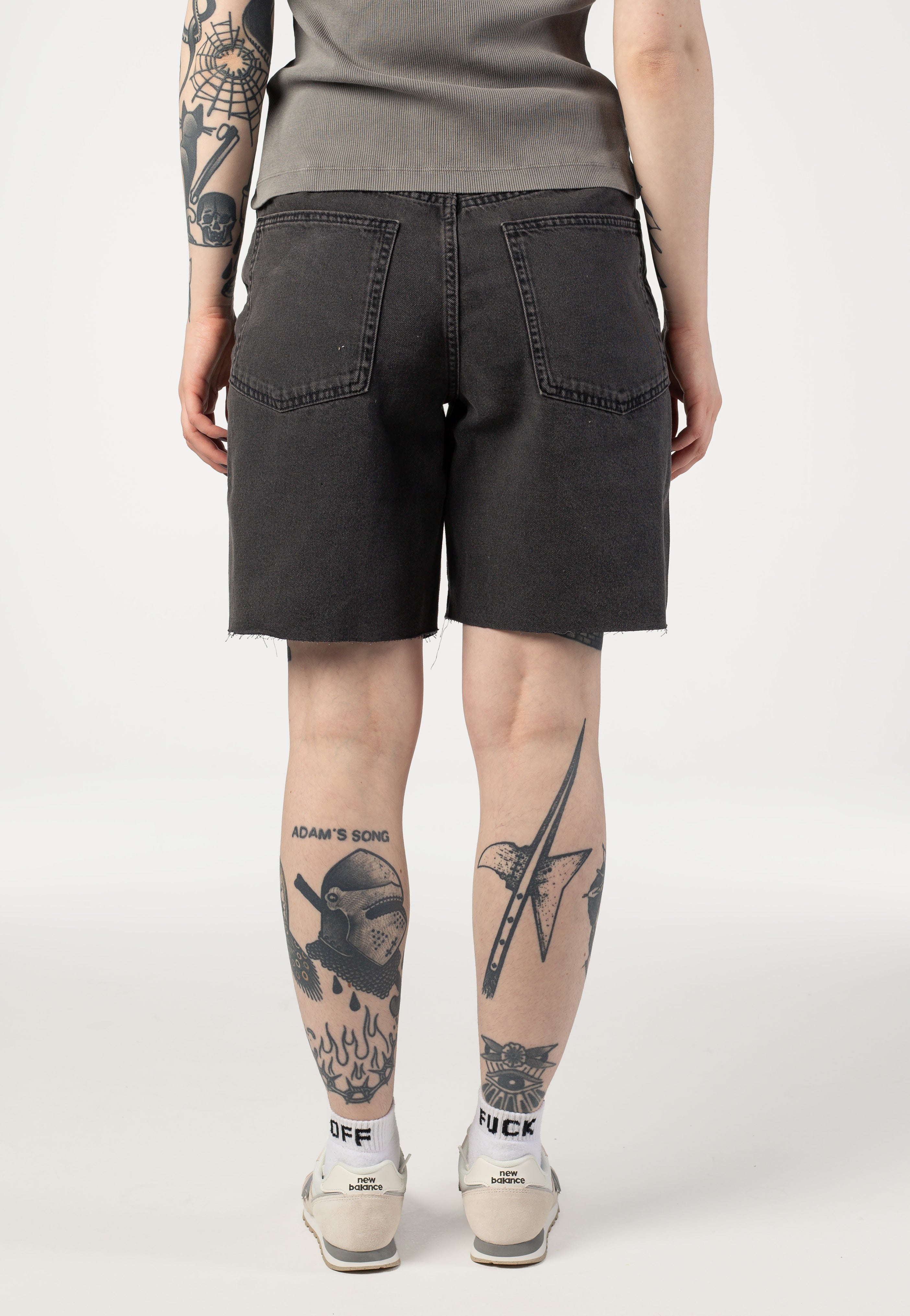 Vans - Sirelle Cut-Off Washed Black - Shorts | Women-Image