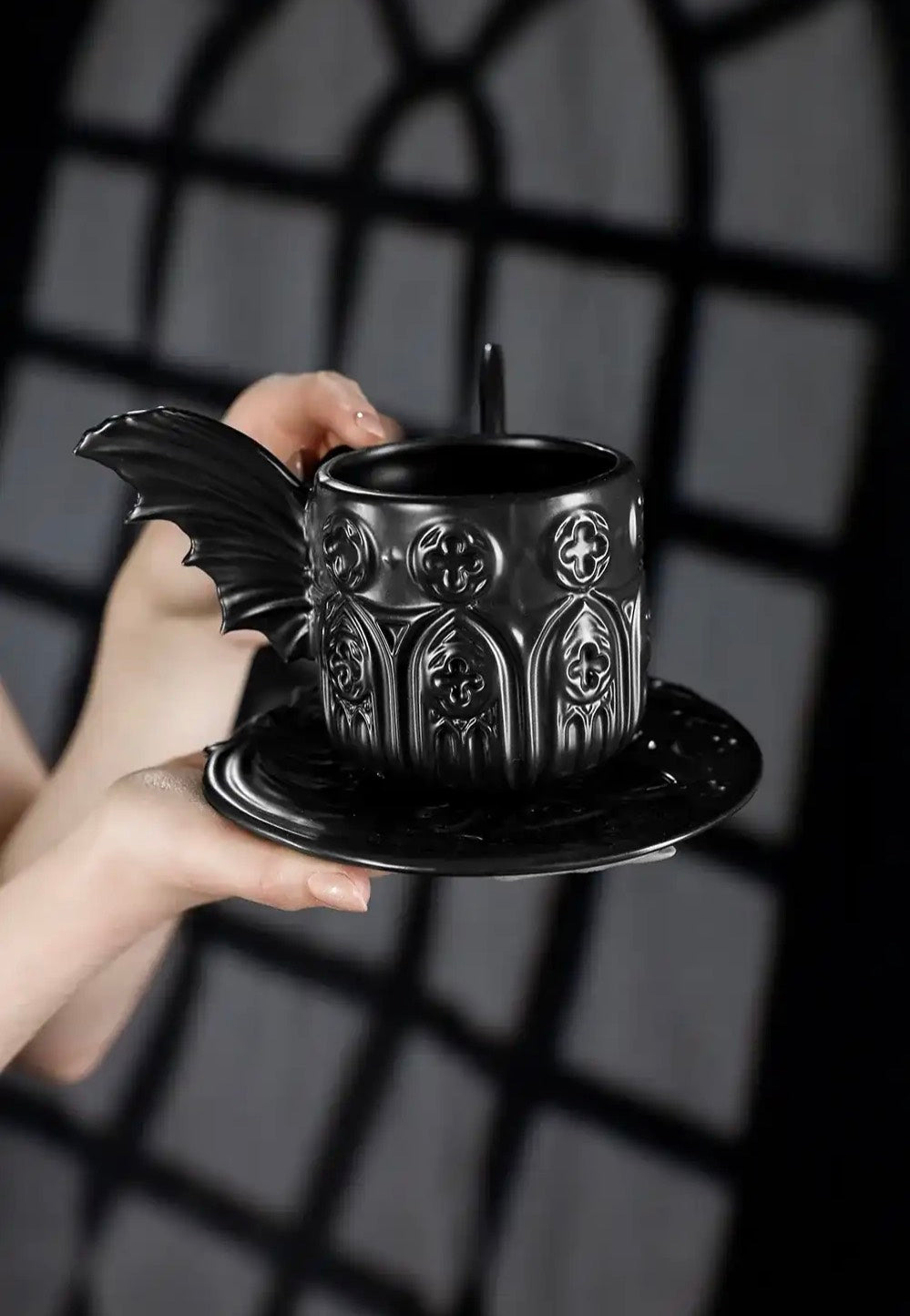 Restyle - Batwing Tea Black - Mug | Neutral-Image