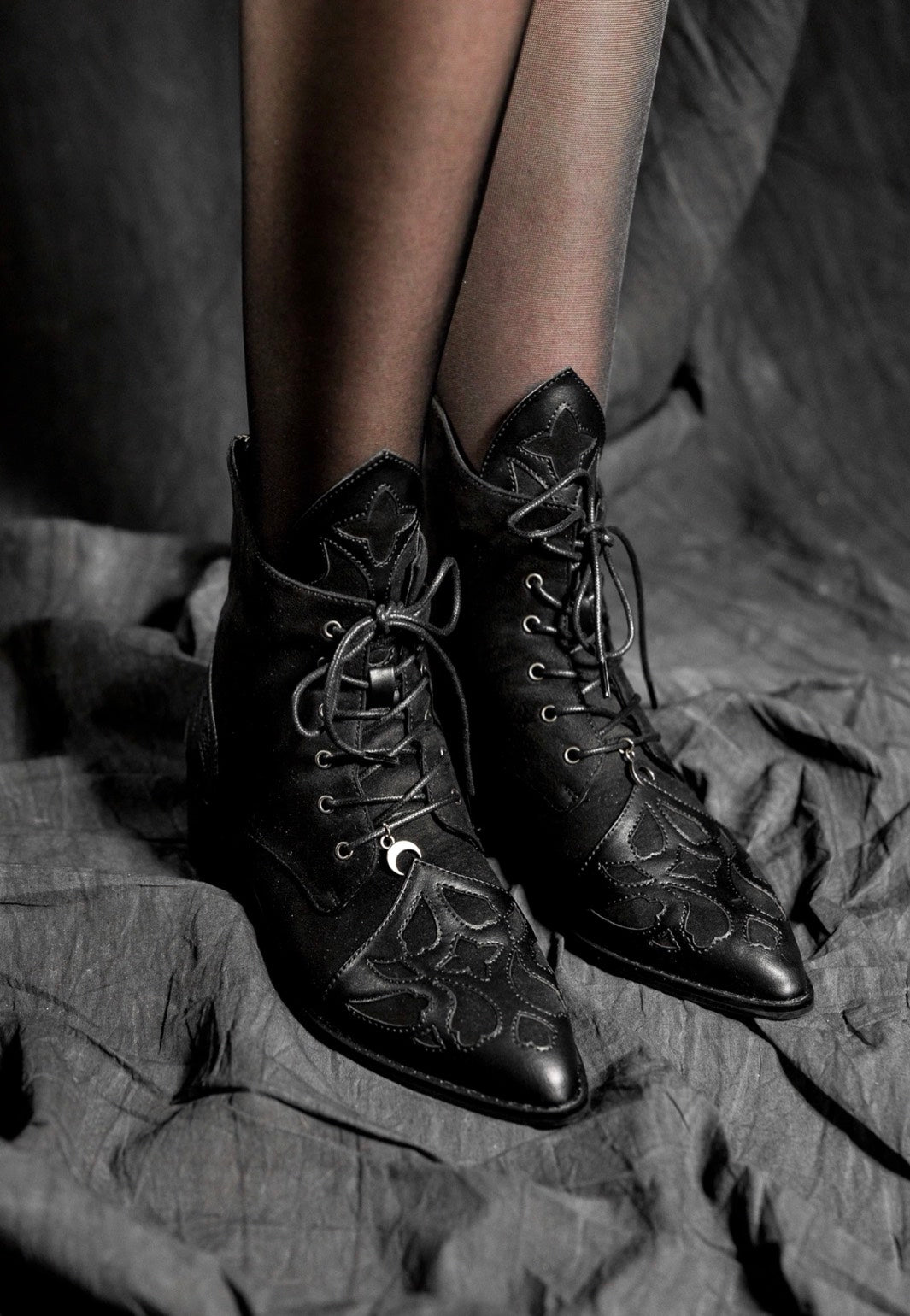 Restyle - Beyond The Veil Pikes Black - Girl Shoes | Women-Image