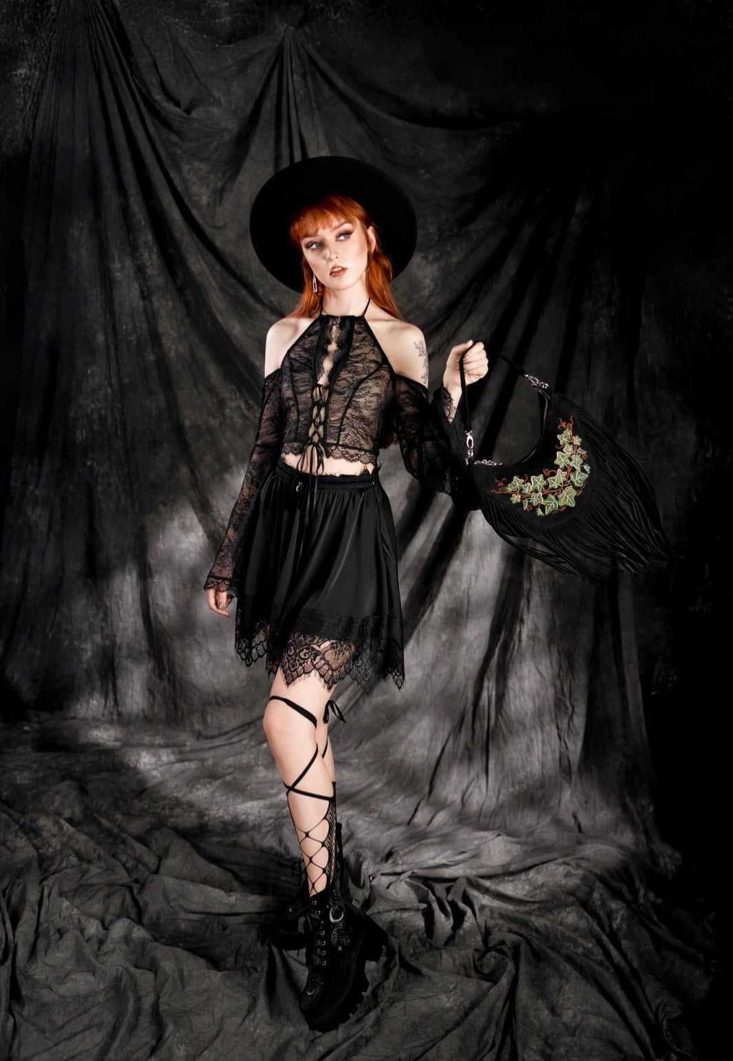 Restyle - Tangled Vines Black - Bag | Neutral-Image