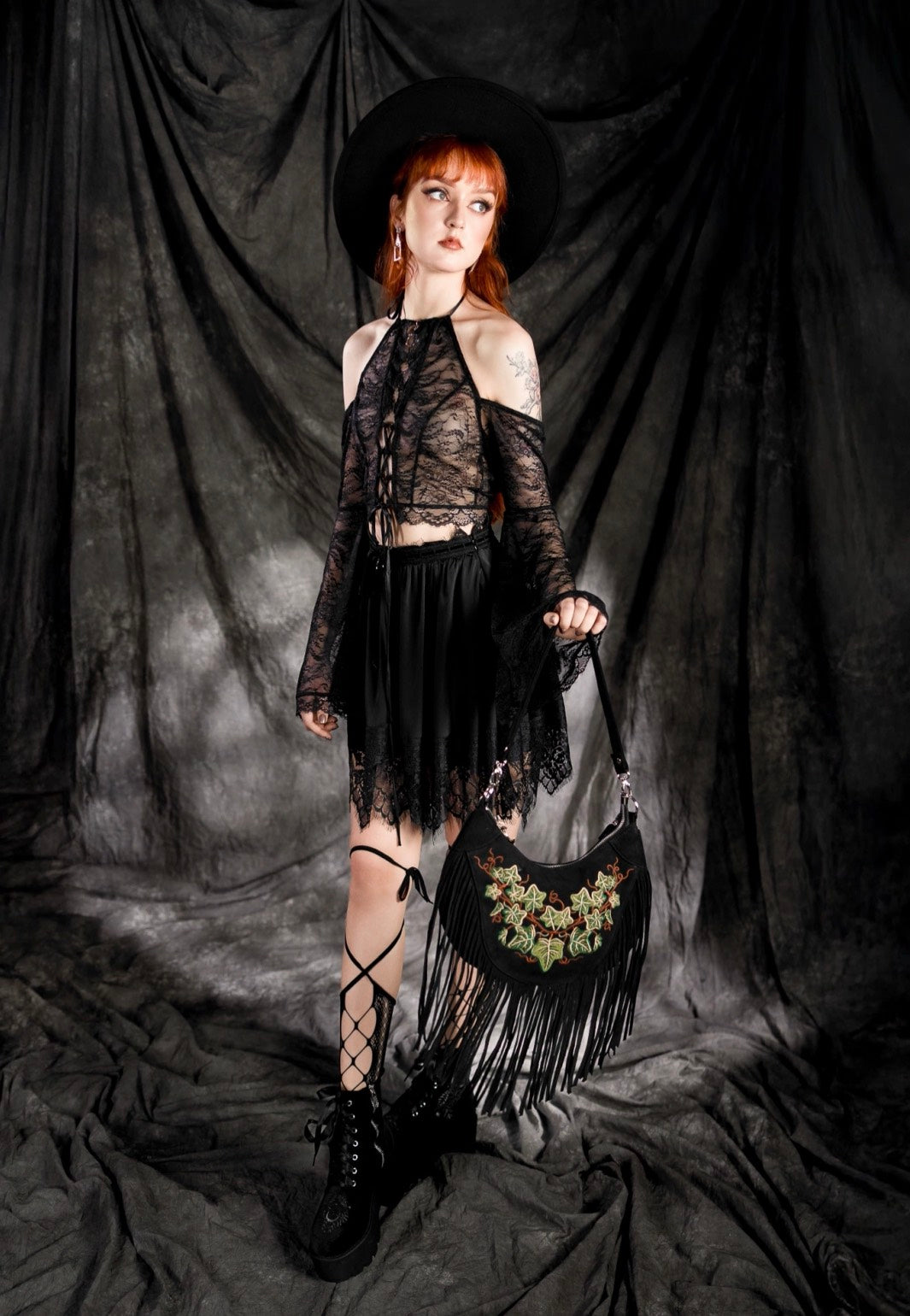 Restyle - Tangled Vines Black - Bag | Neutral-Image